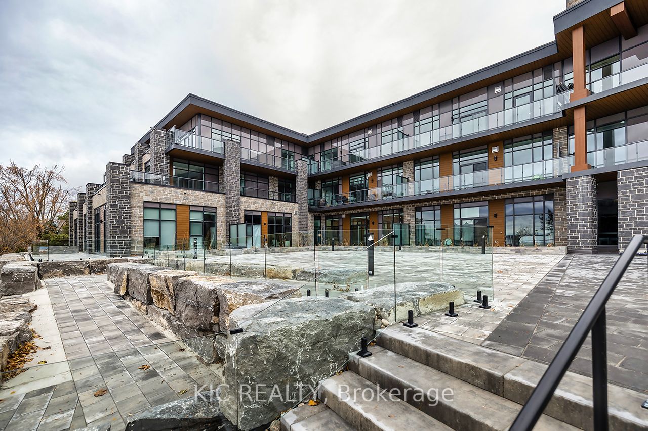 99 Louisa Street 302, Kawartha Lakes, ON K0M 1N0