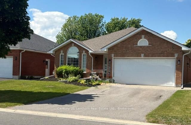 28 Hickory Grove, Belleville, ON K8N 5Y1 photo 2