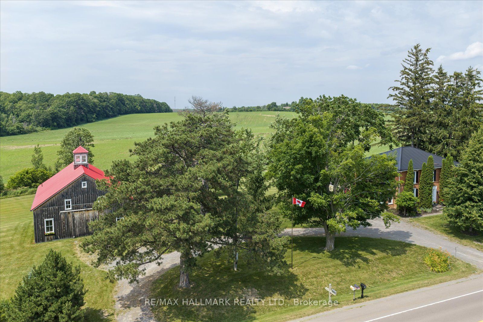 13840 Loyalist Parkway, Prince Edward County, ON K0K 2T0