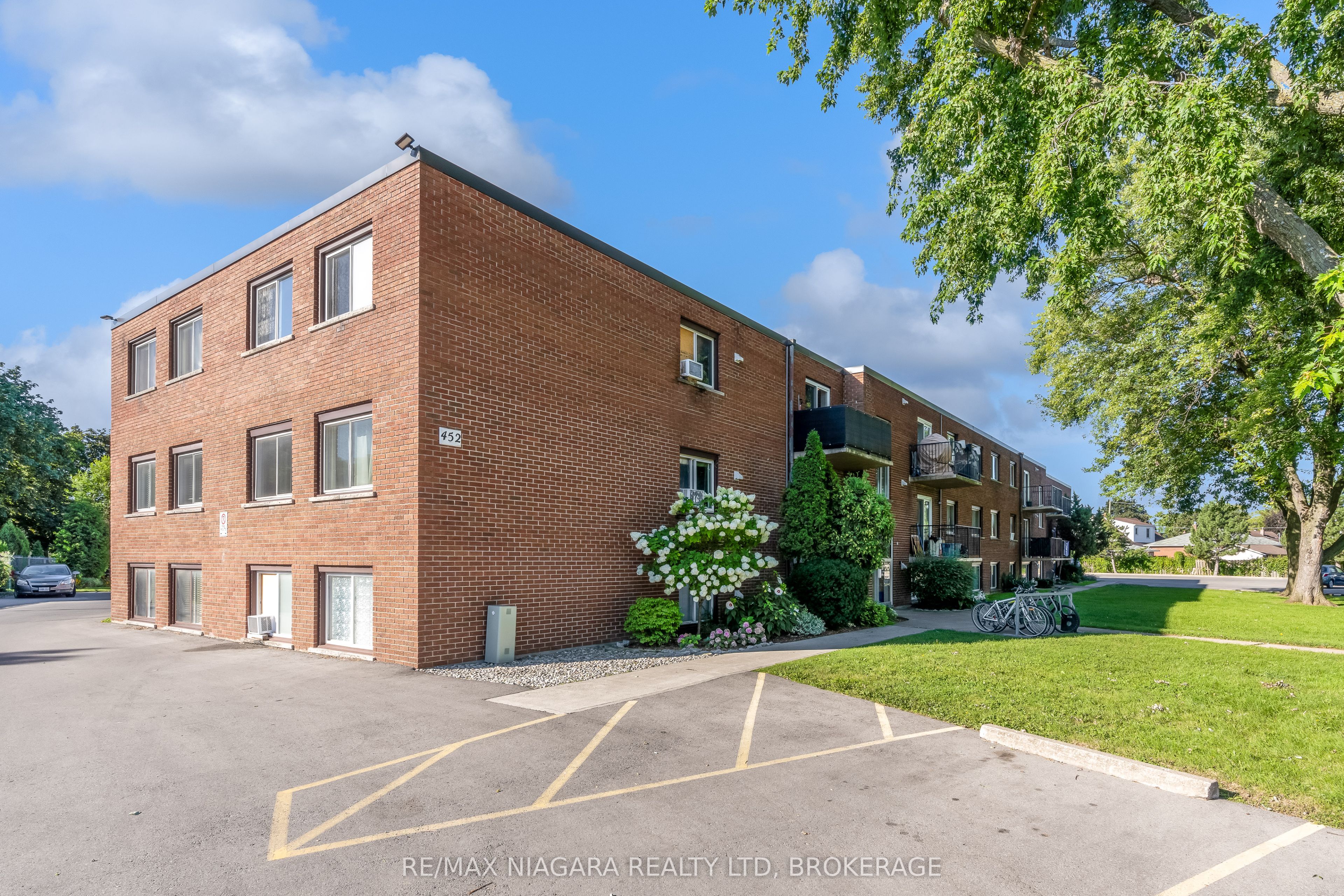 452 Carlton Street 25, St. Catharines, ON L2M 4X1 photo 3