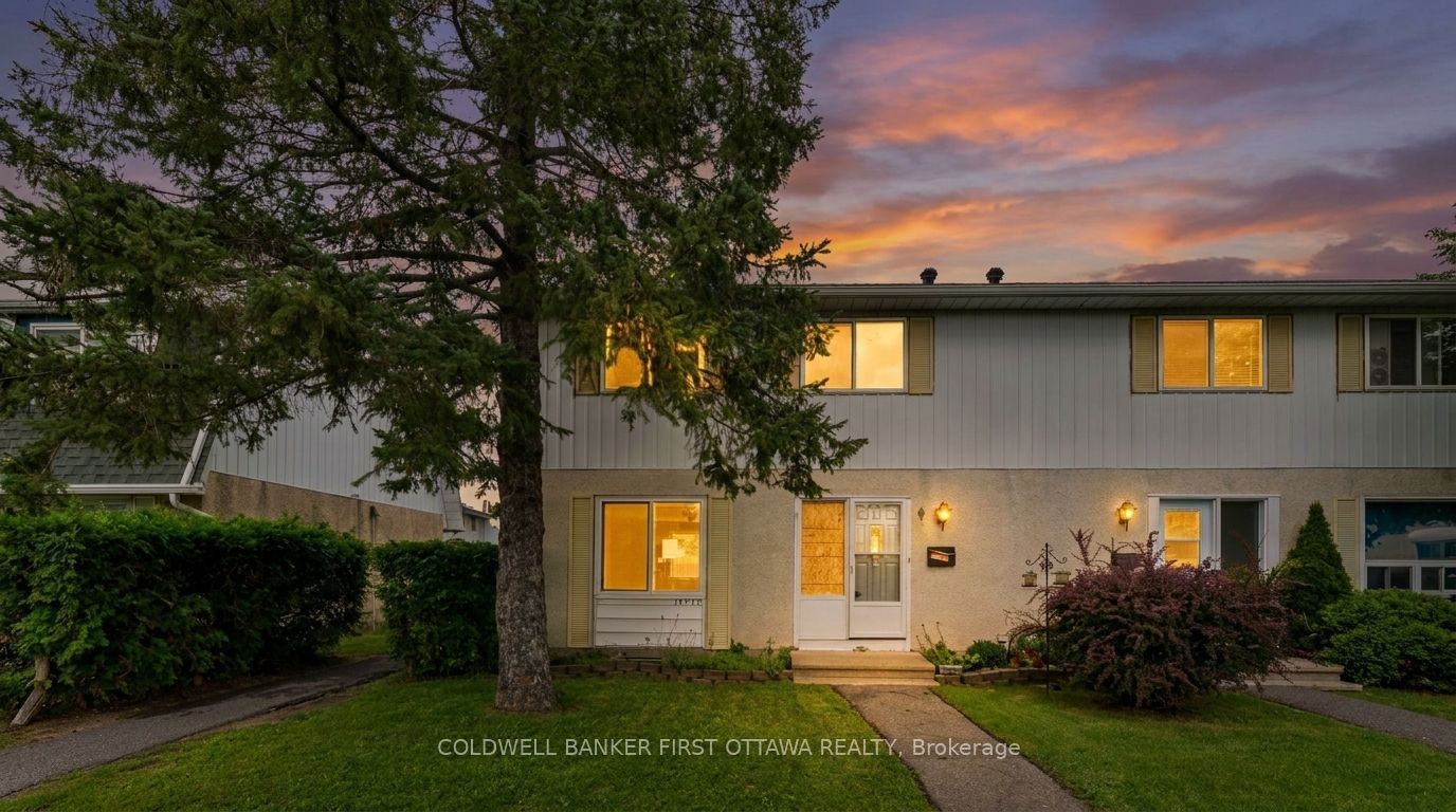 1532 Beaverpond Drive A, Cyrville - Carson Grove - Pineview, ON K1B 3R9