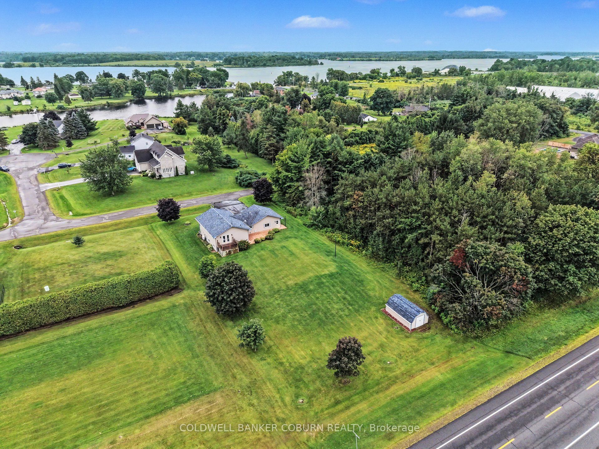 11711 Breezewood Avenue, South Dundas, ON K0C 1X0 photo 5