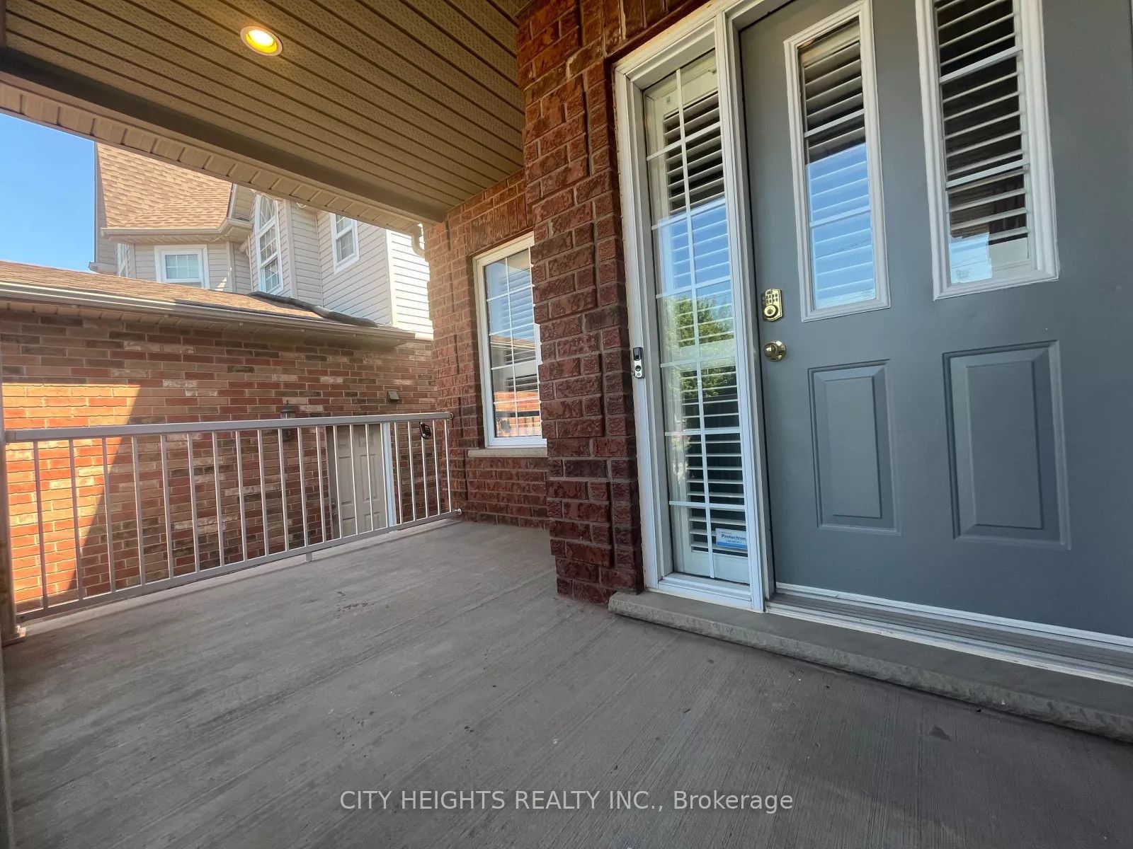 70 Doon Mills Drive, Kitchener, ON N2P 2S3 photo 3