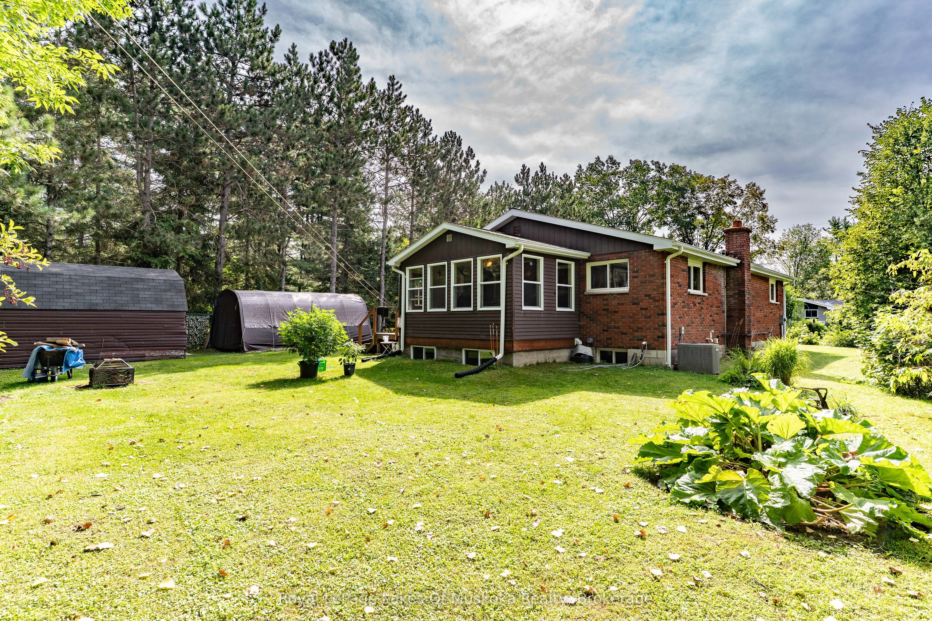 20 Sander Drive, Bracebridge, ON P1L 1K6 photo 3