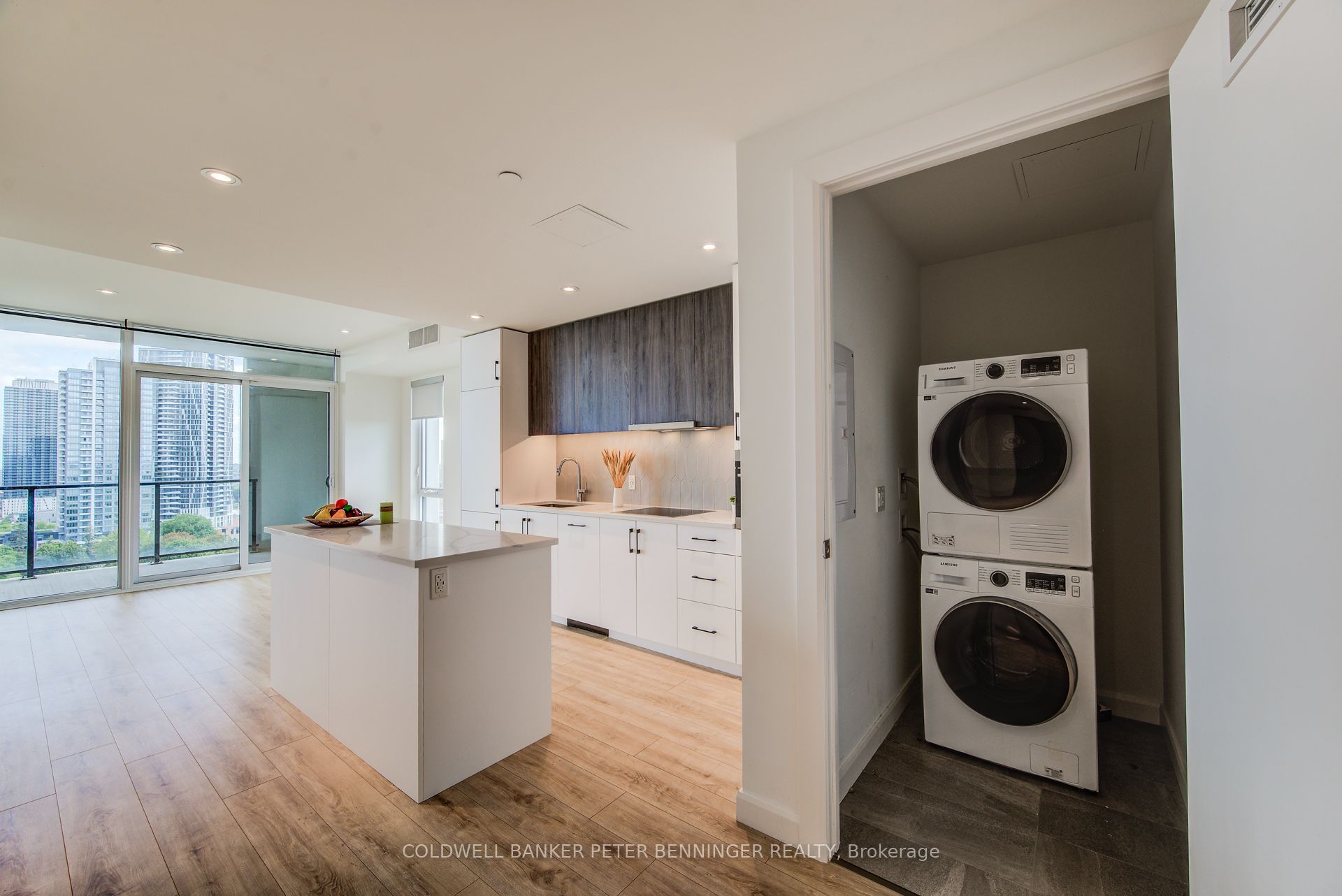 741 KING Street W 1212, Kitchener, ON N2G 0E9 photo 5