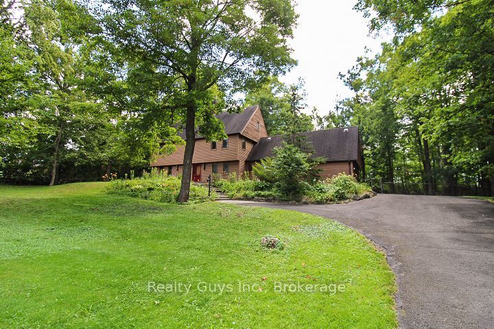 1931 Sherbrooke Street W, Cavan Monaghan, ON K9J 0E5