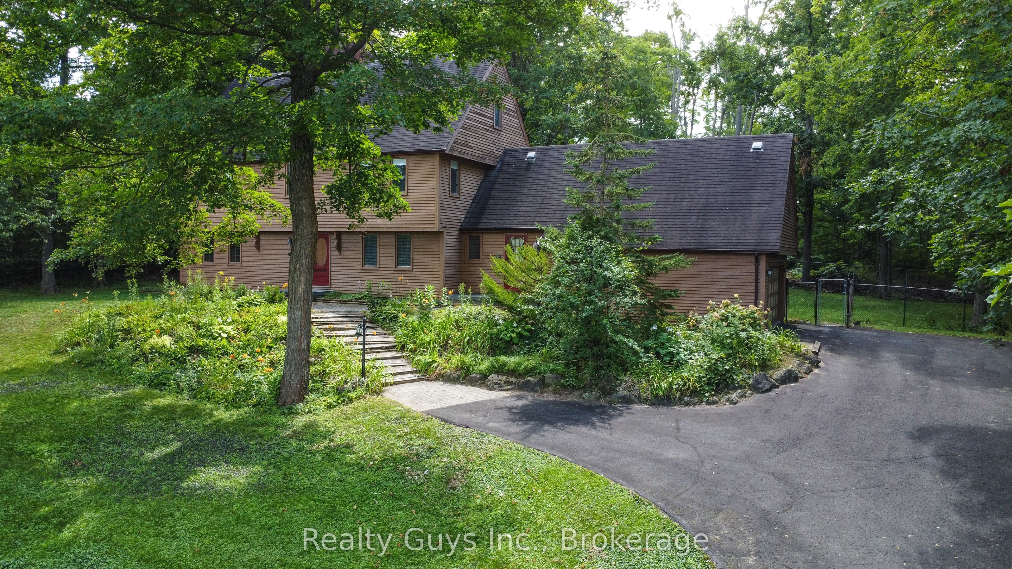 1931 Sherbrooke Street W, Cavan Monaghan, ON K9J 0E5 photo 2