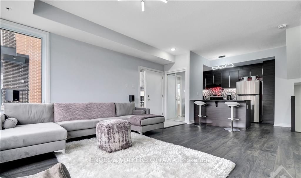 569 Ozawa Private 13, Manor Park - Cardinal Glen and Area, ON K1K 4Z9 photo 3