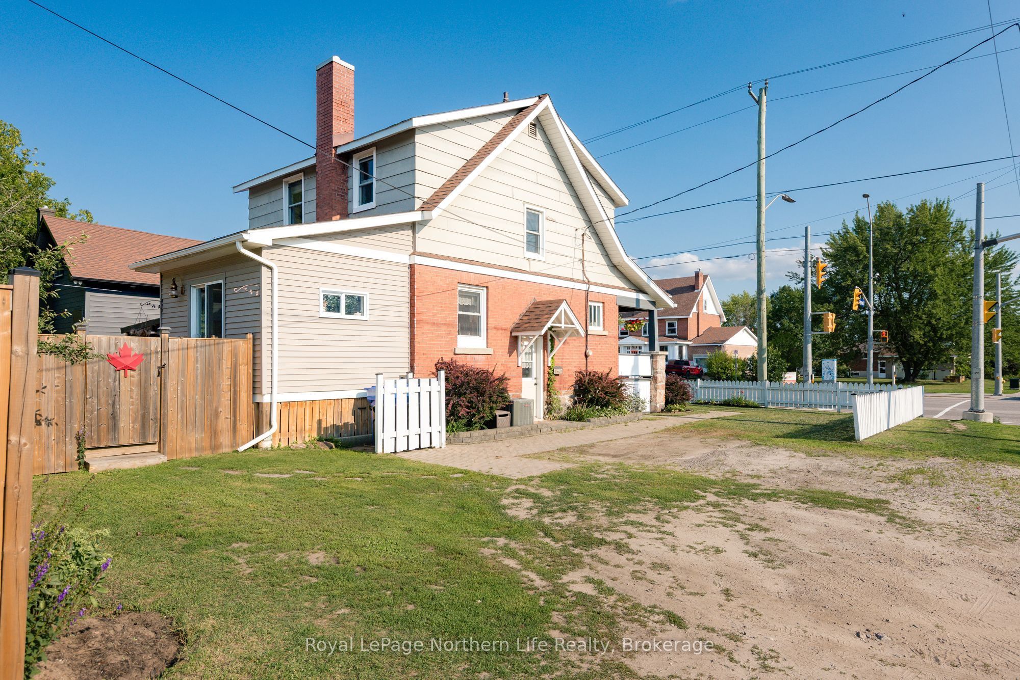 1612 Cassells Street, North Bay, ON P1B 4C5 photo 5