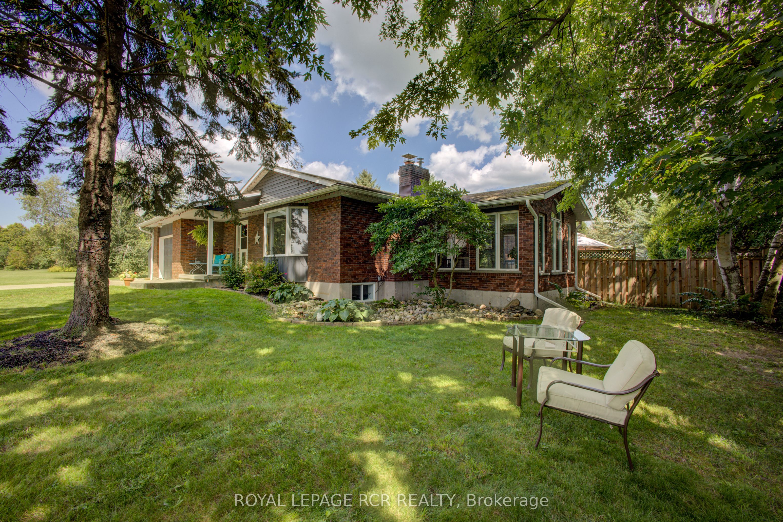 181 McFarlin Drive, Southgate, ON N0G 2L0 photo 3