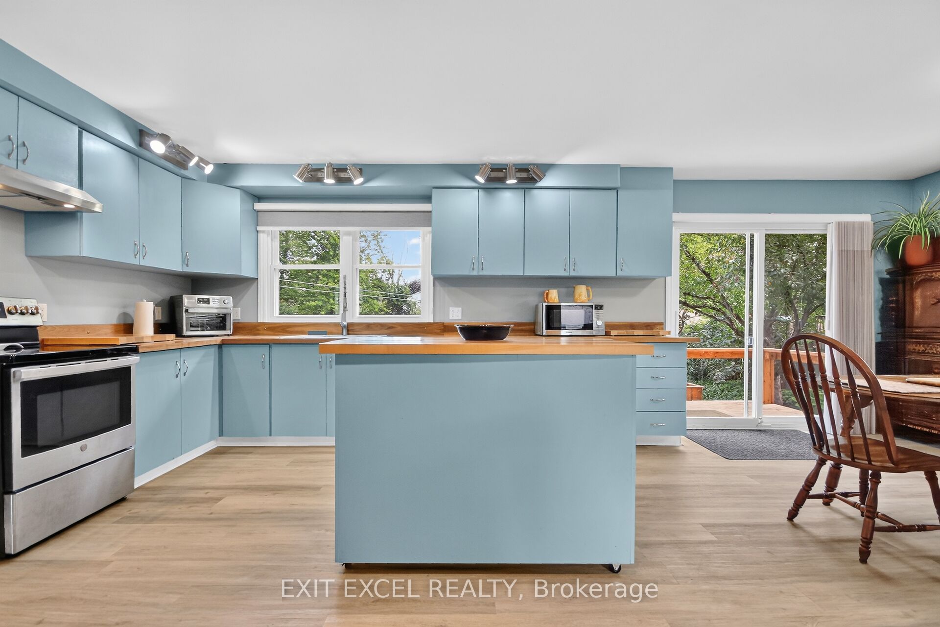 44 Colonel Murray Street, Stittsville - Munster - Richmond, ON K0A 2Z0 photo 5