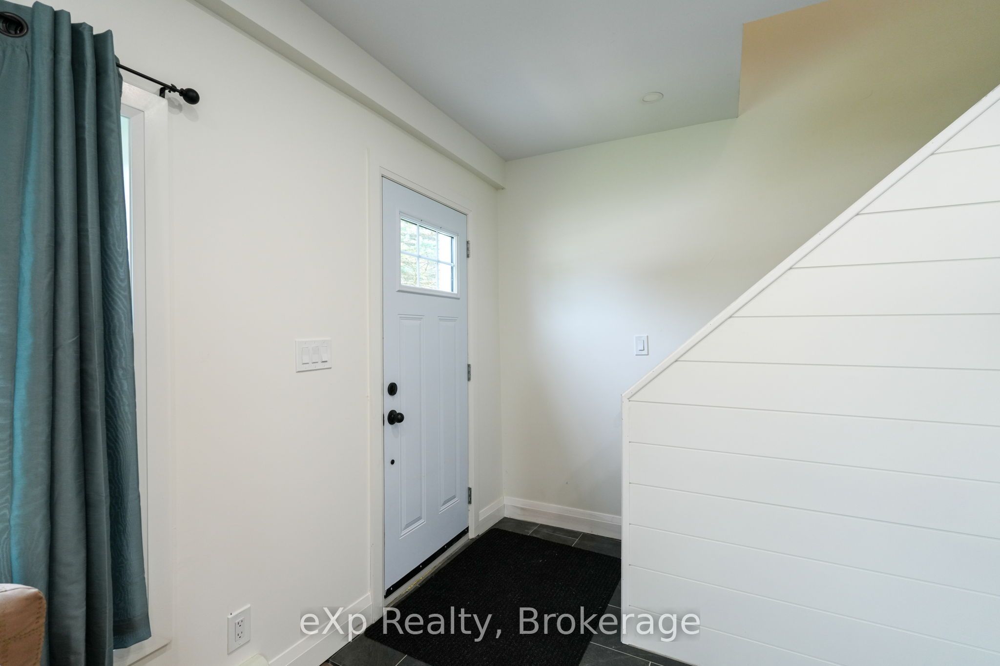136 Breadalbane Street S, Saugeen Shores, ON N0H 2L0 photo 4