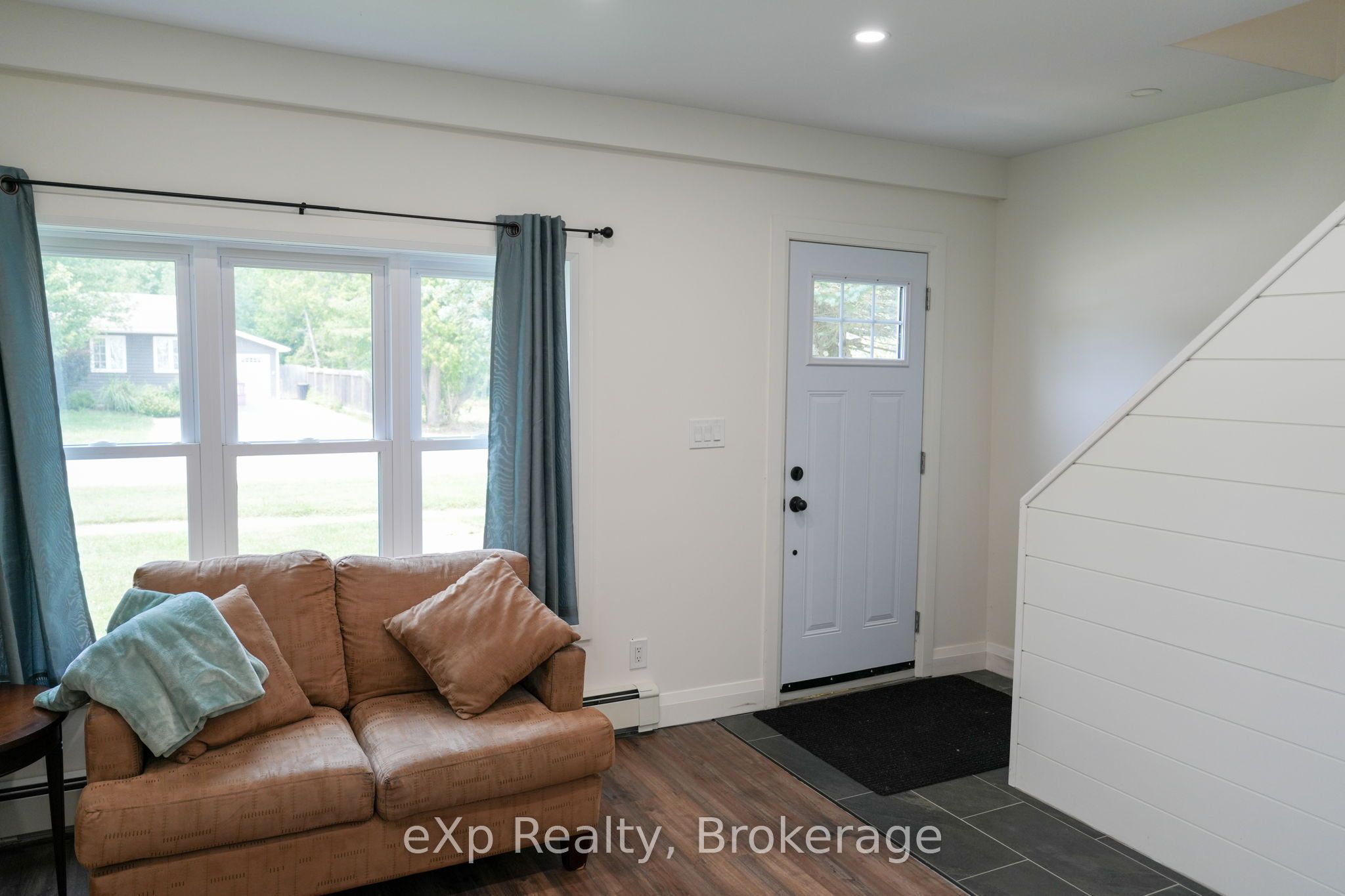136 Breadalbane Street S, Saugeen Shores, ON N0H 2L0 photo 5