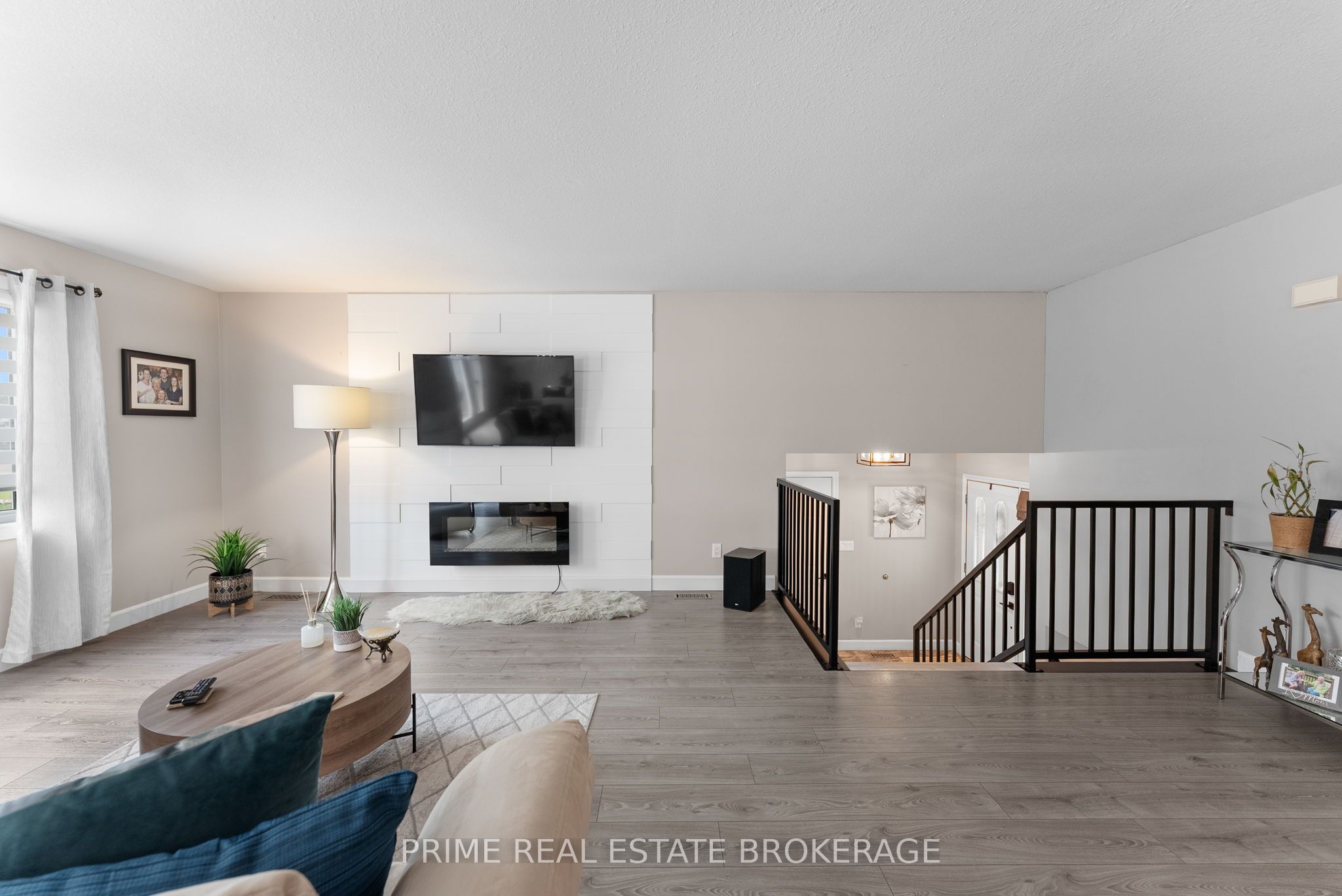 24 Queen Street W, Lambton Shores, ON N0N 1J0 photo 4