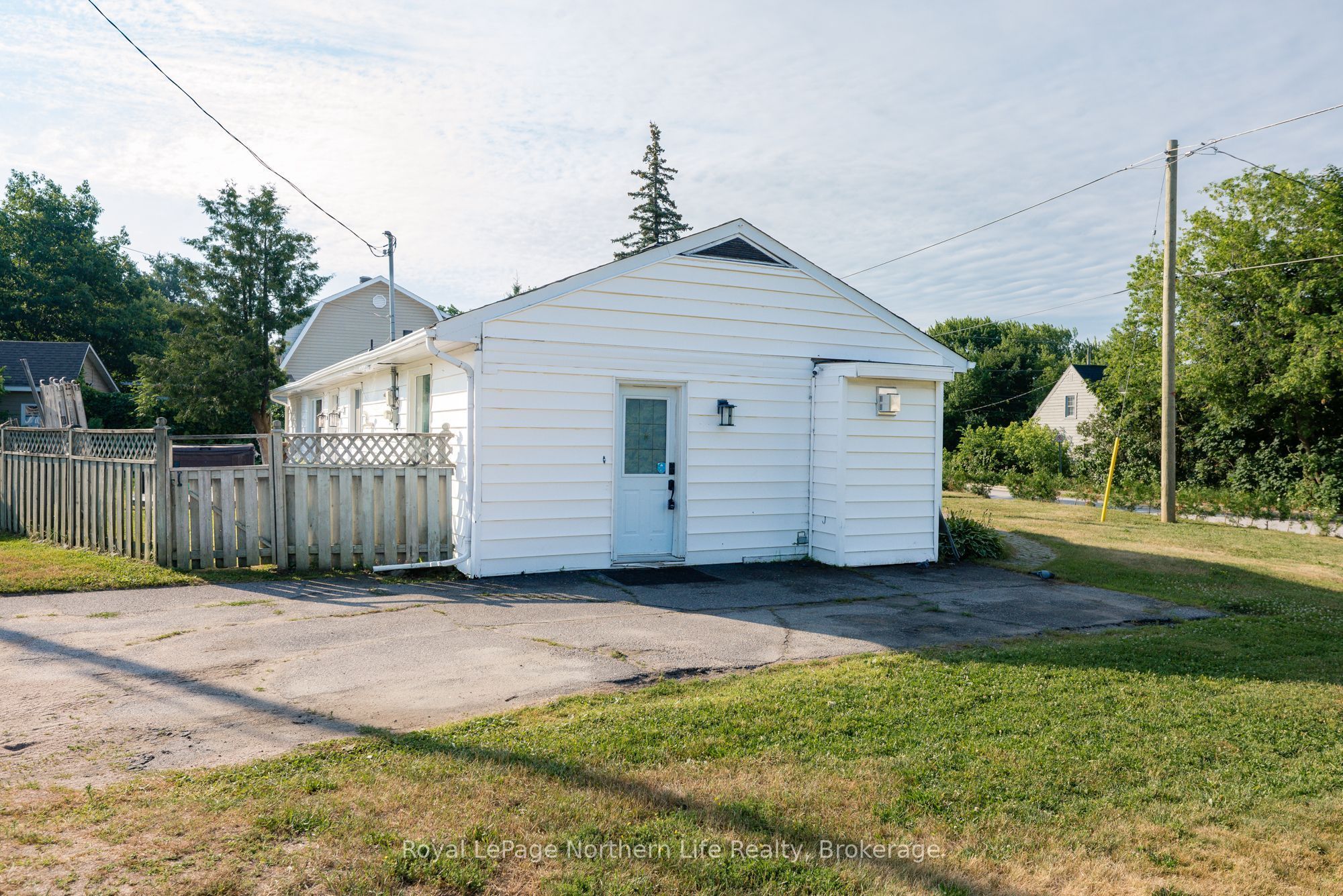 840 Mclaren Street, North Bay, ON P1B 3L8 photo 3