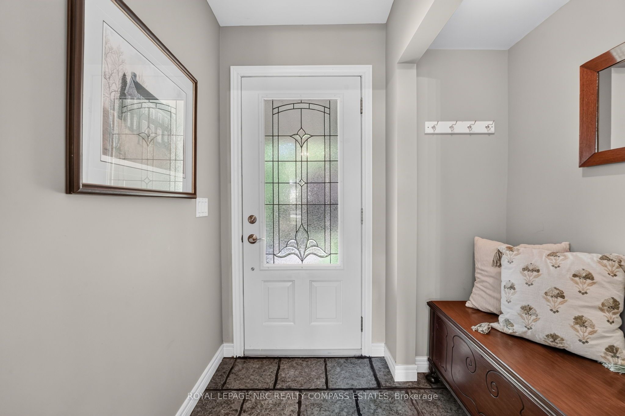 18 Lockview Crescent, St. Catharines, ON L2M 2T3 photo 3