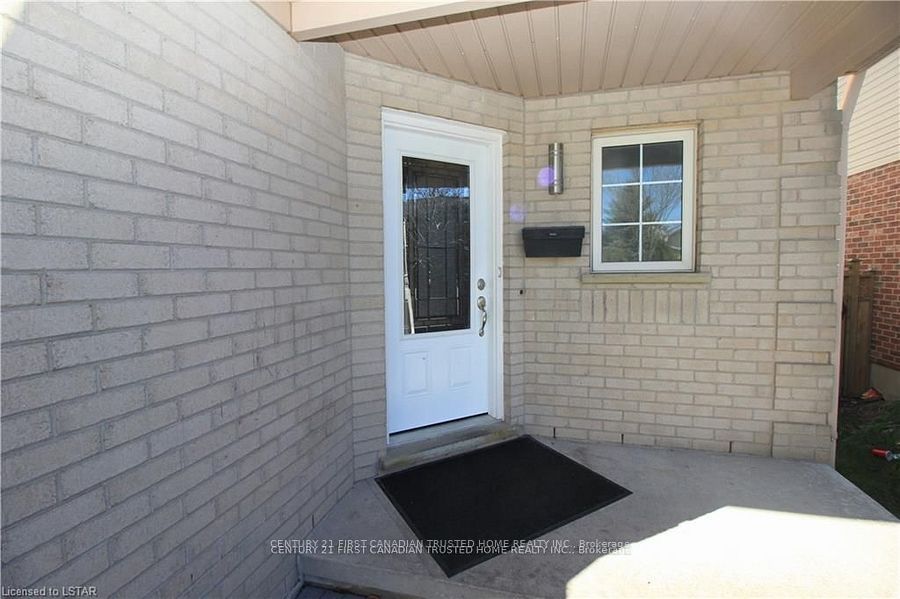 199 Emerald Road, London South, ON N6B 2V3 photo 3