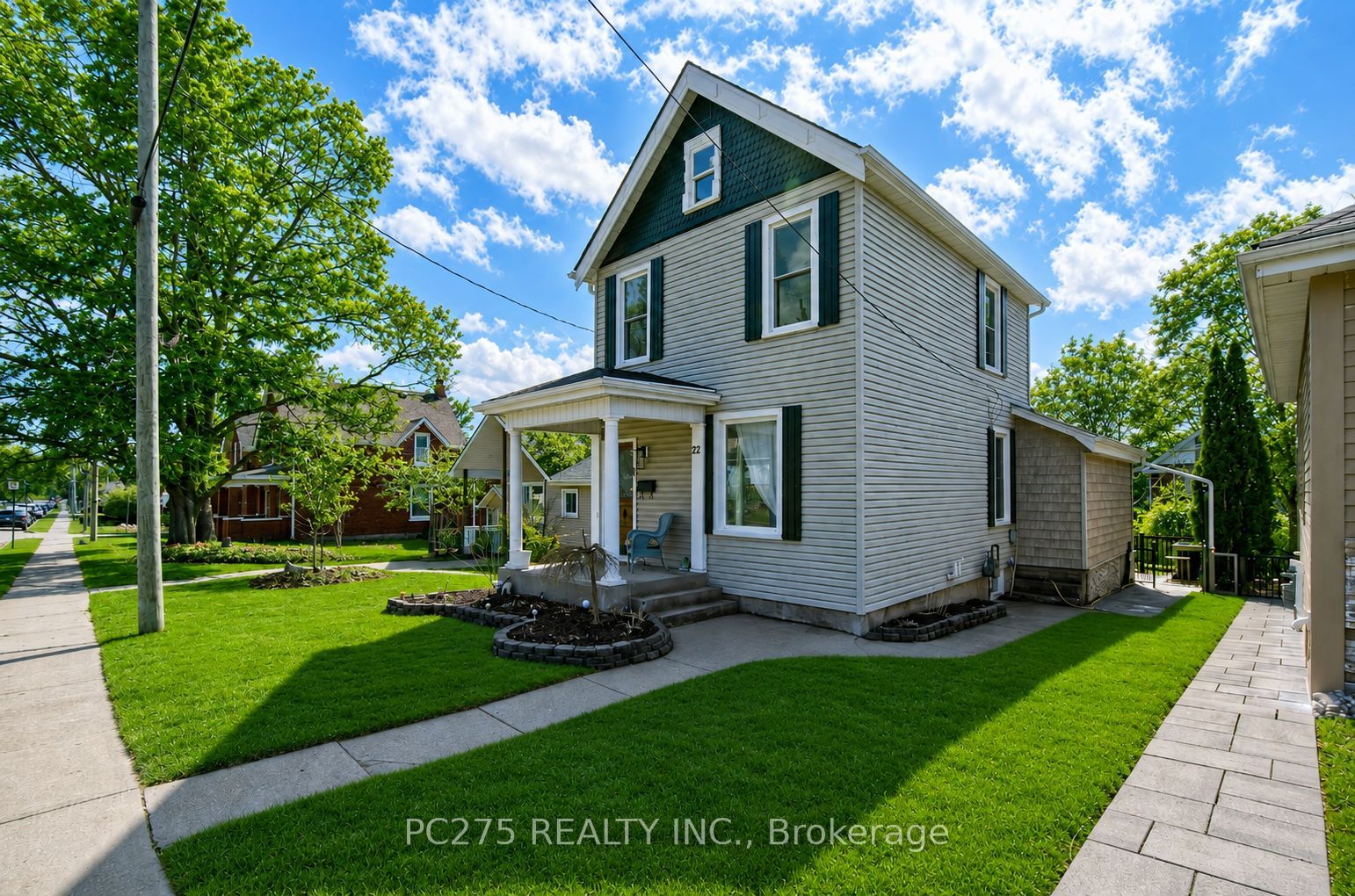 92 Walnut Street, Brant, ON N3L 2J7 photo 2