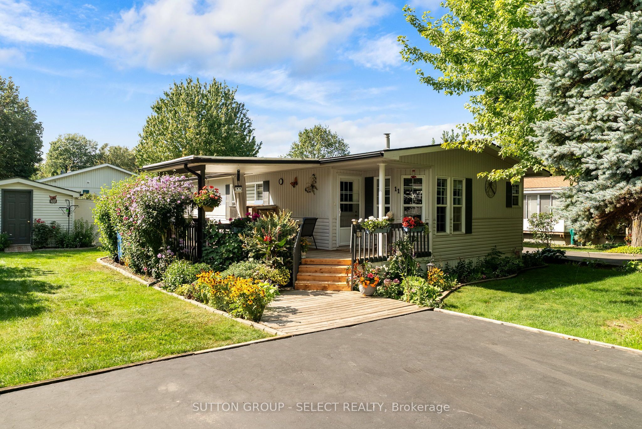 11 Huron Lane, Ashfield-Colborne-Wawanosh, ON N7A 3Y2