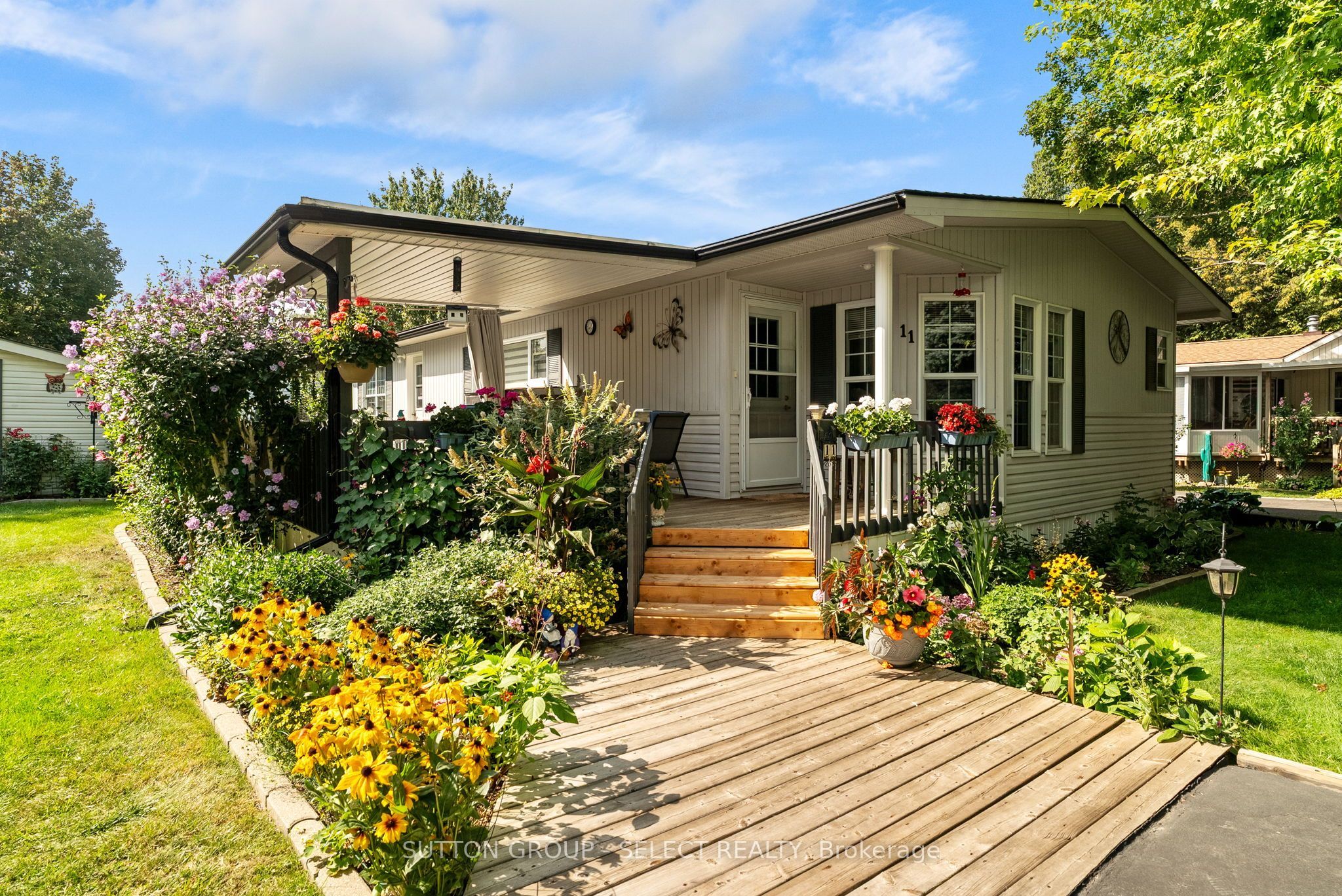 11 Huron Lane, Ashfield-Colborne-Wawanosh, ON N7A 3Y2 photo 2