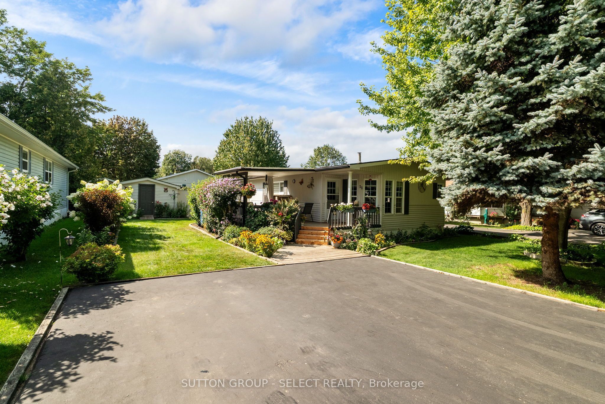 11 Huron Lane, Ashfield-Colborne-Wawanosh, ON N7A 3Y2 photo 3