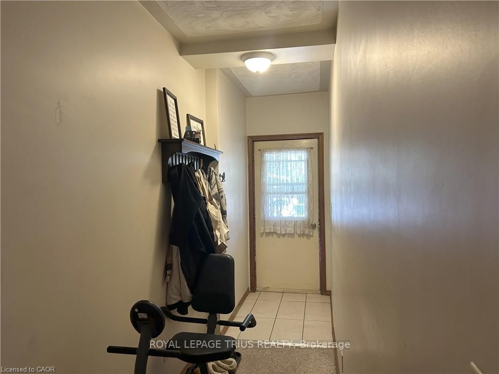 100-102 Stanley Street, Norfolk, ON N3Y 1M4 photo 3