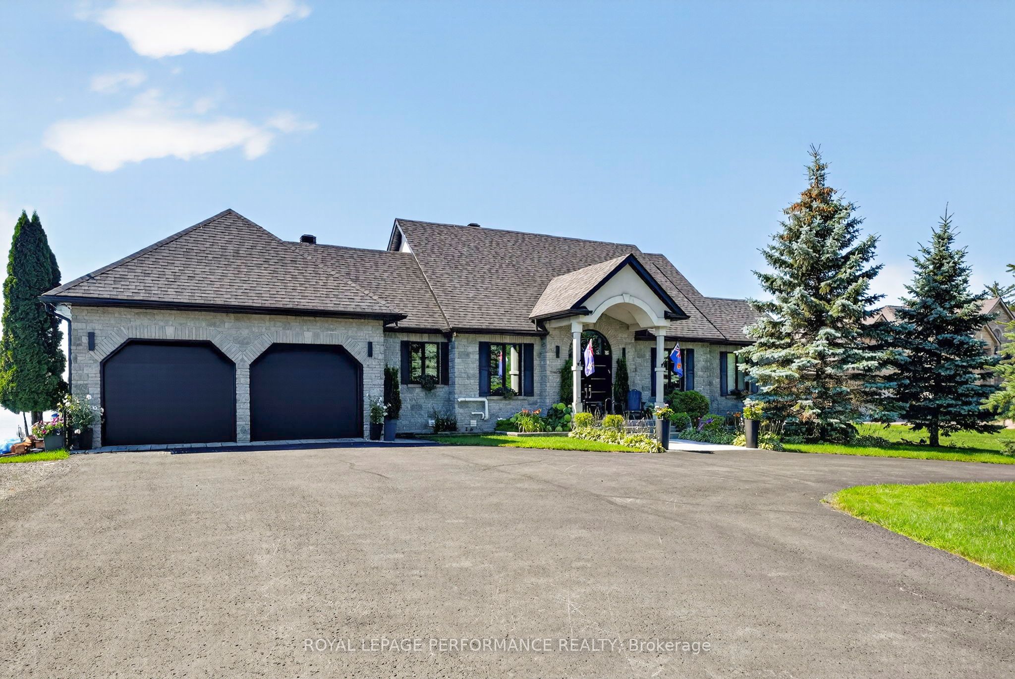 18734 COUNTY 2 Road, South Glengarry, ON K6H 5R5 photo 2