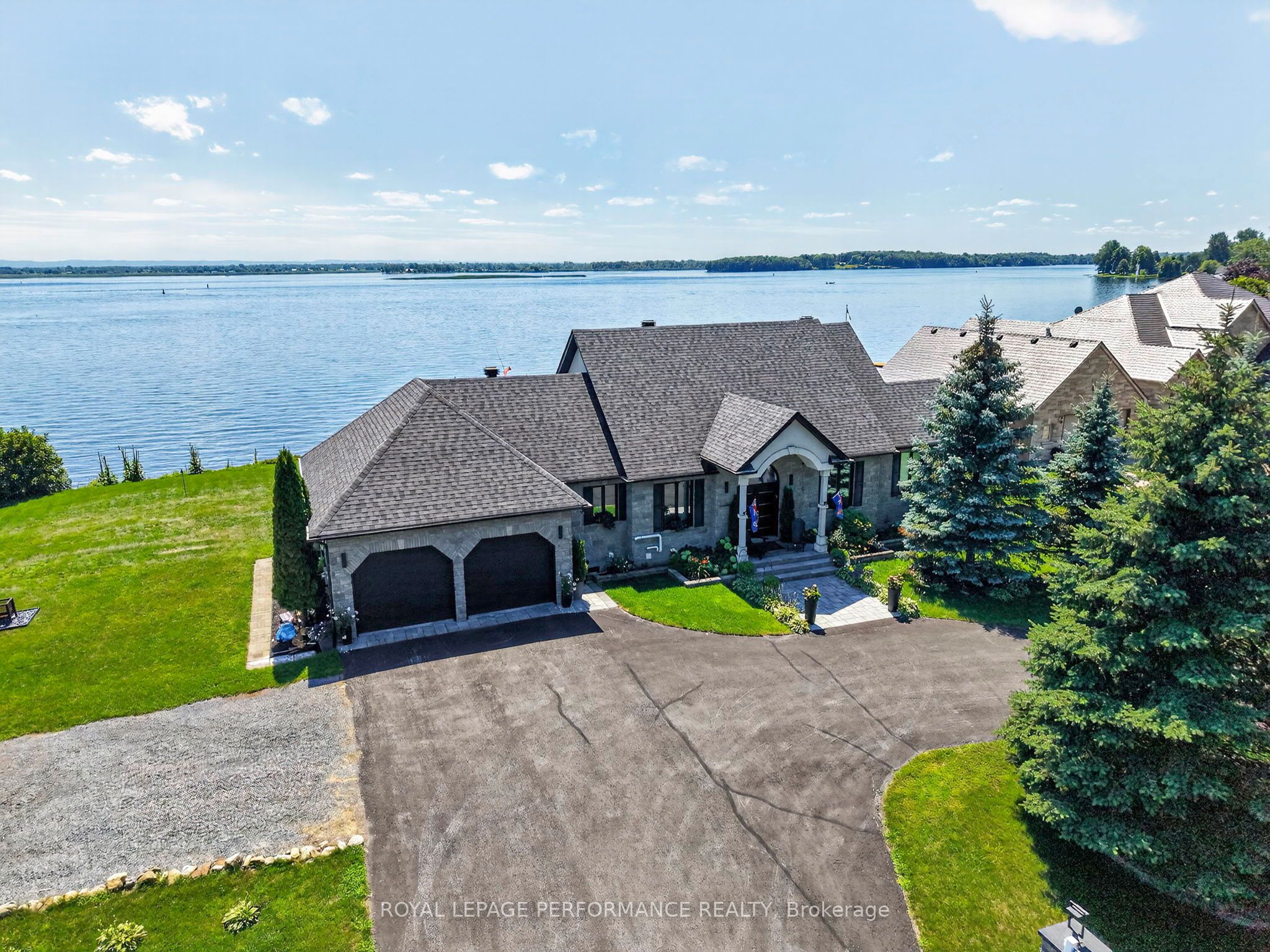 18734 COUNTY 2 Road, South Glengarry, ON K6H 5R5 photo 4