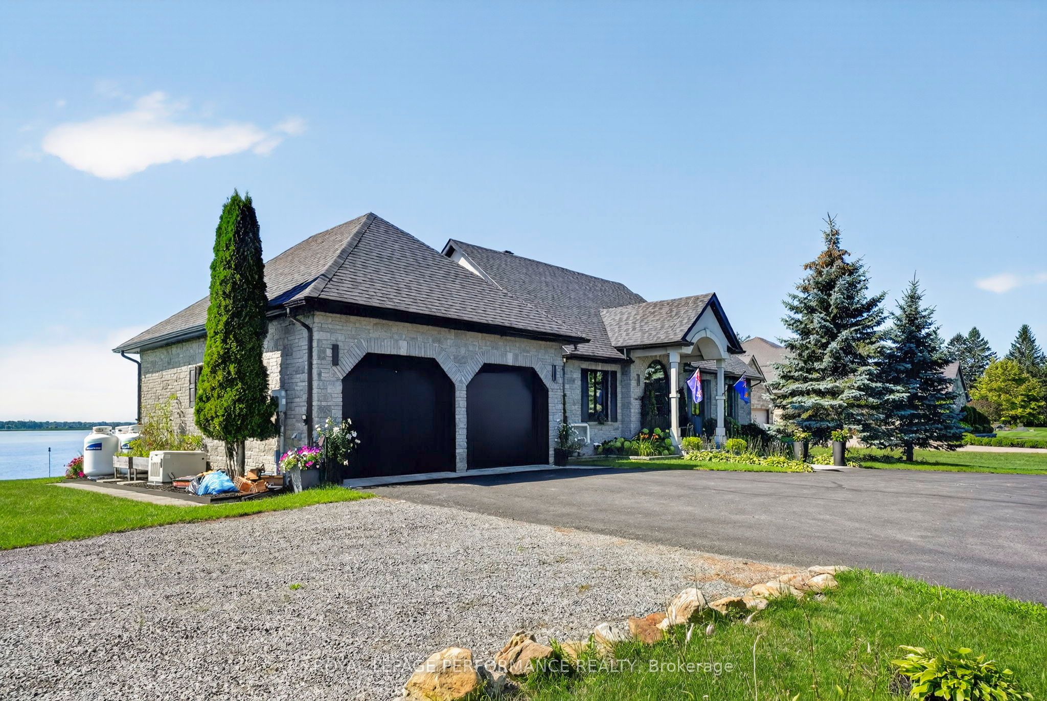 18734 COUNTY 2 Road, South Glengarry, ON K6H 5R5 photo 5