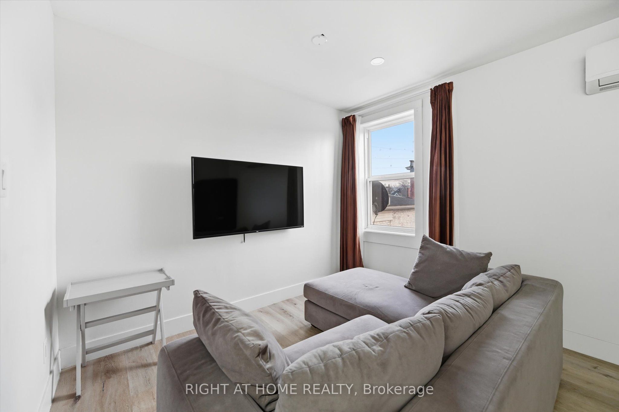 13 Westinghouse Avenue 5, Hamilton, ON L8L 6E4 photo 4