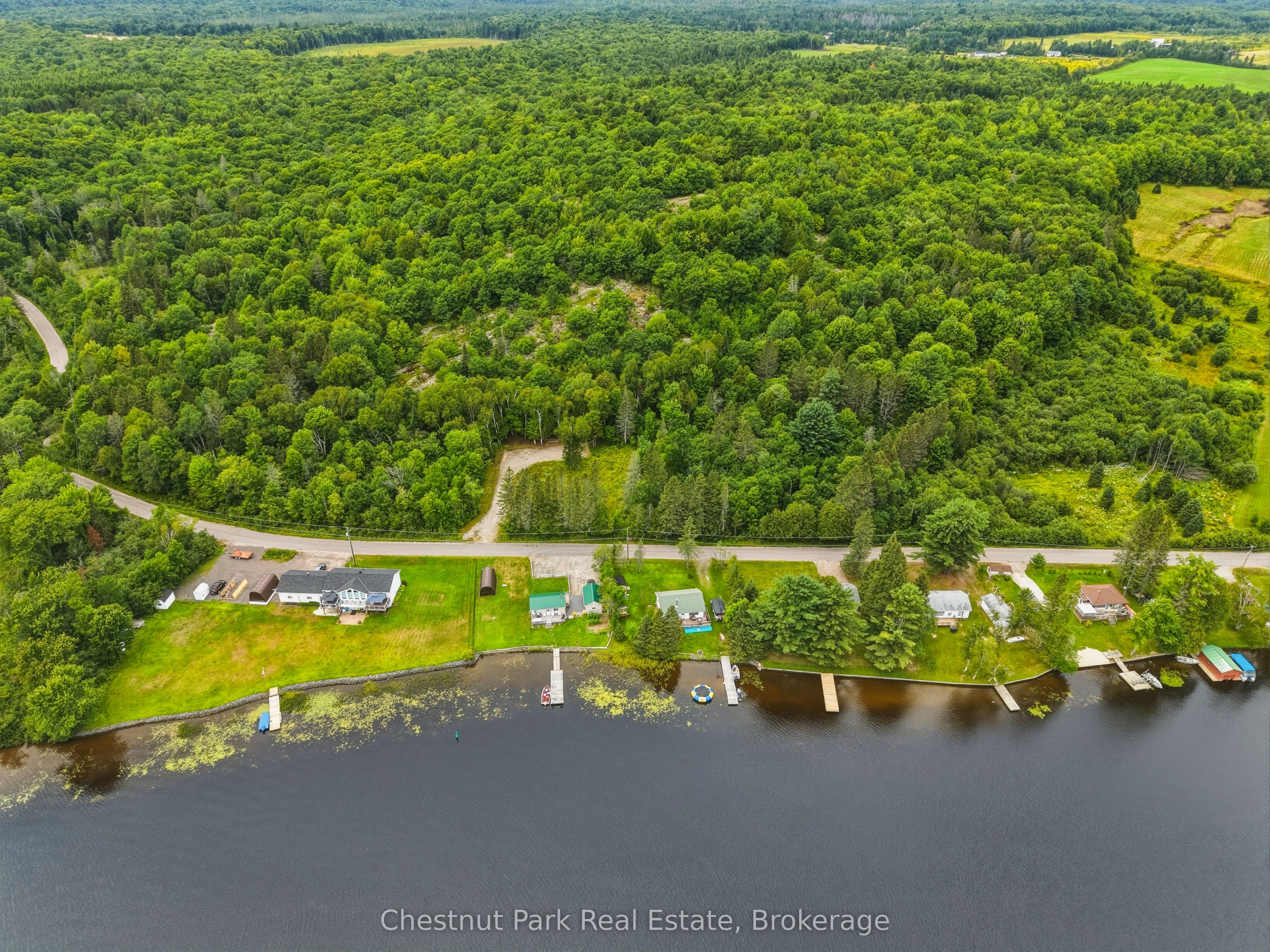 106 Golf Course Road, Magnetawan, ON P0A 1P0 photo 2