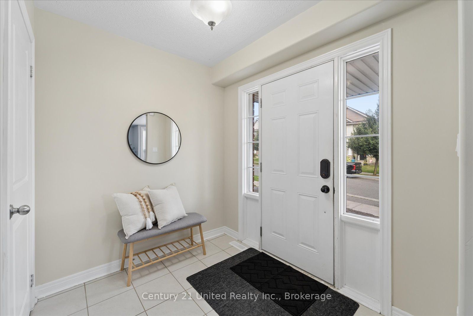 262 Bowen Drive, Peterborough, ON K9H 0B8 photo 3