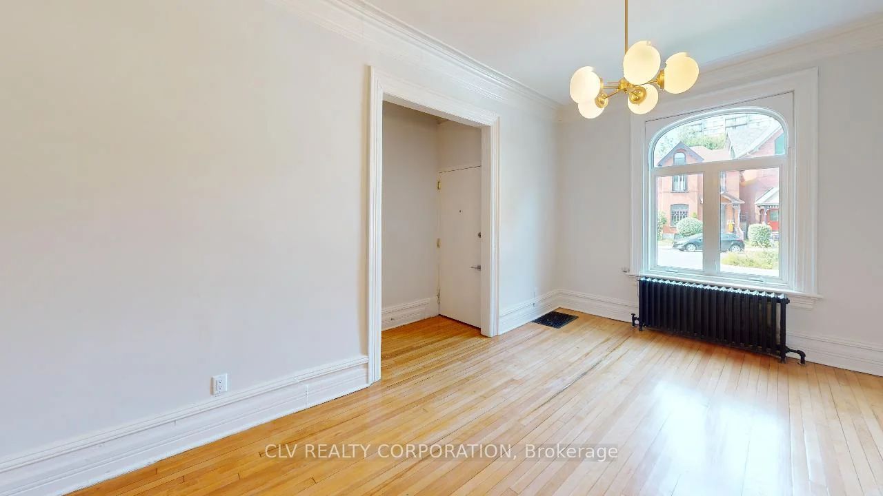 46 Maclaren Street 2, Ottawa Centre, ON K2P 0K4 photo 5