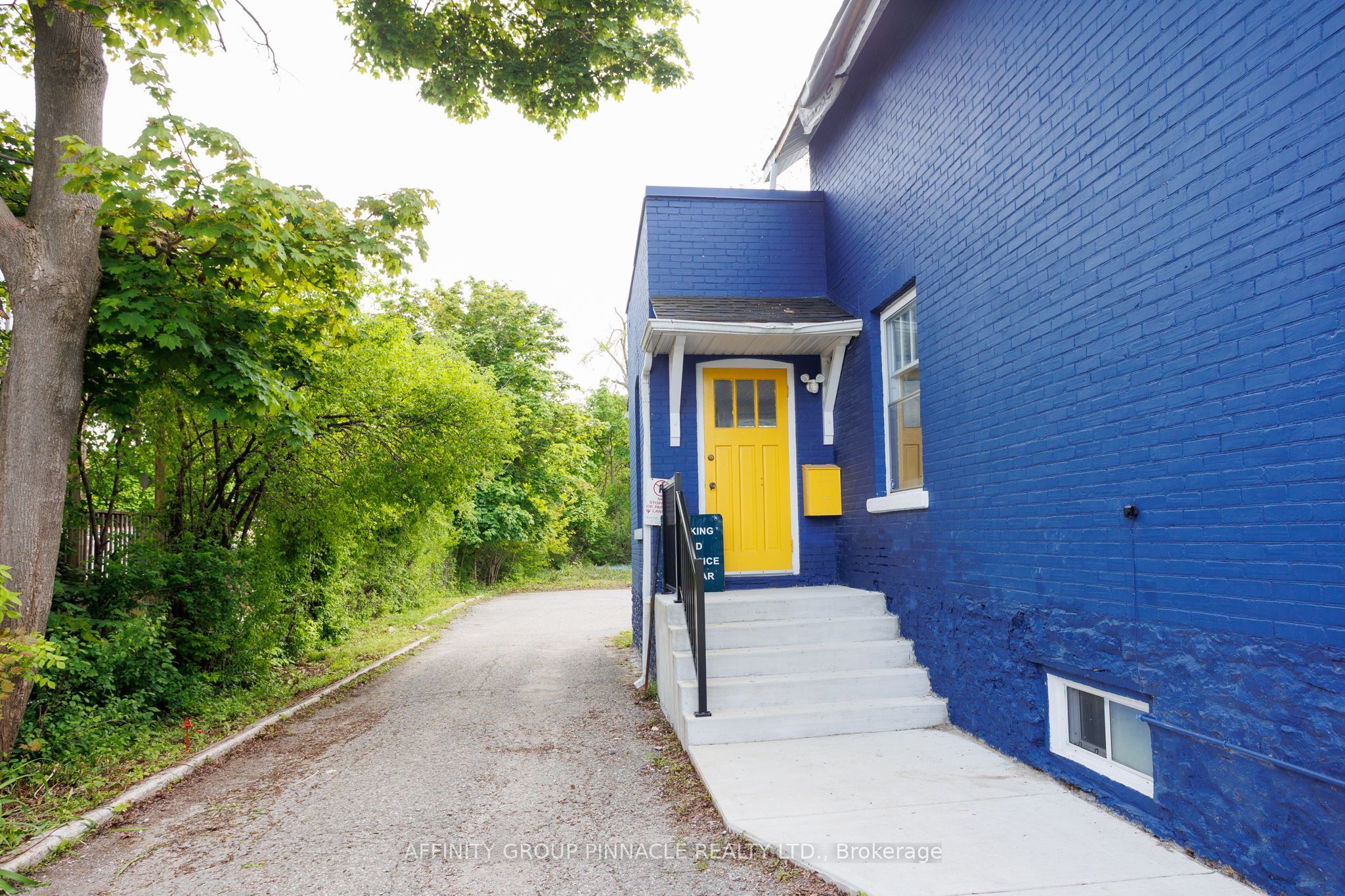 221 Kent Street W, Kawartha Lakes, ON K9V 2Z1 photo 5