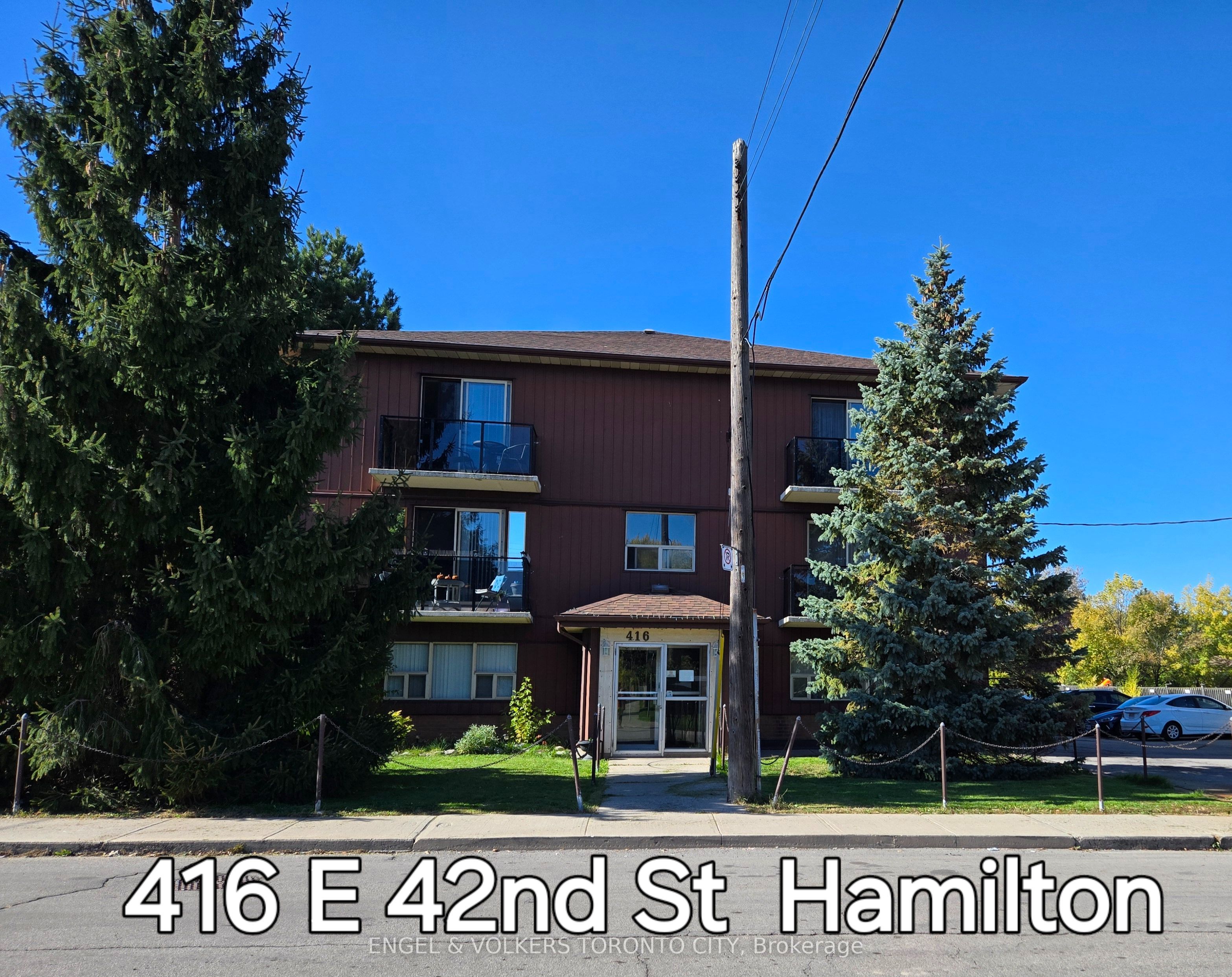 416 E 42nd Street 207, Hamilton, ON L8T 3A9