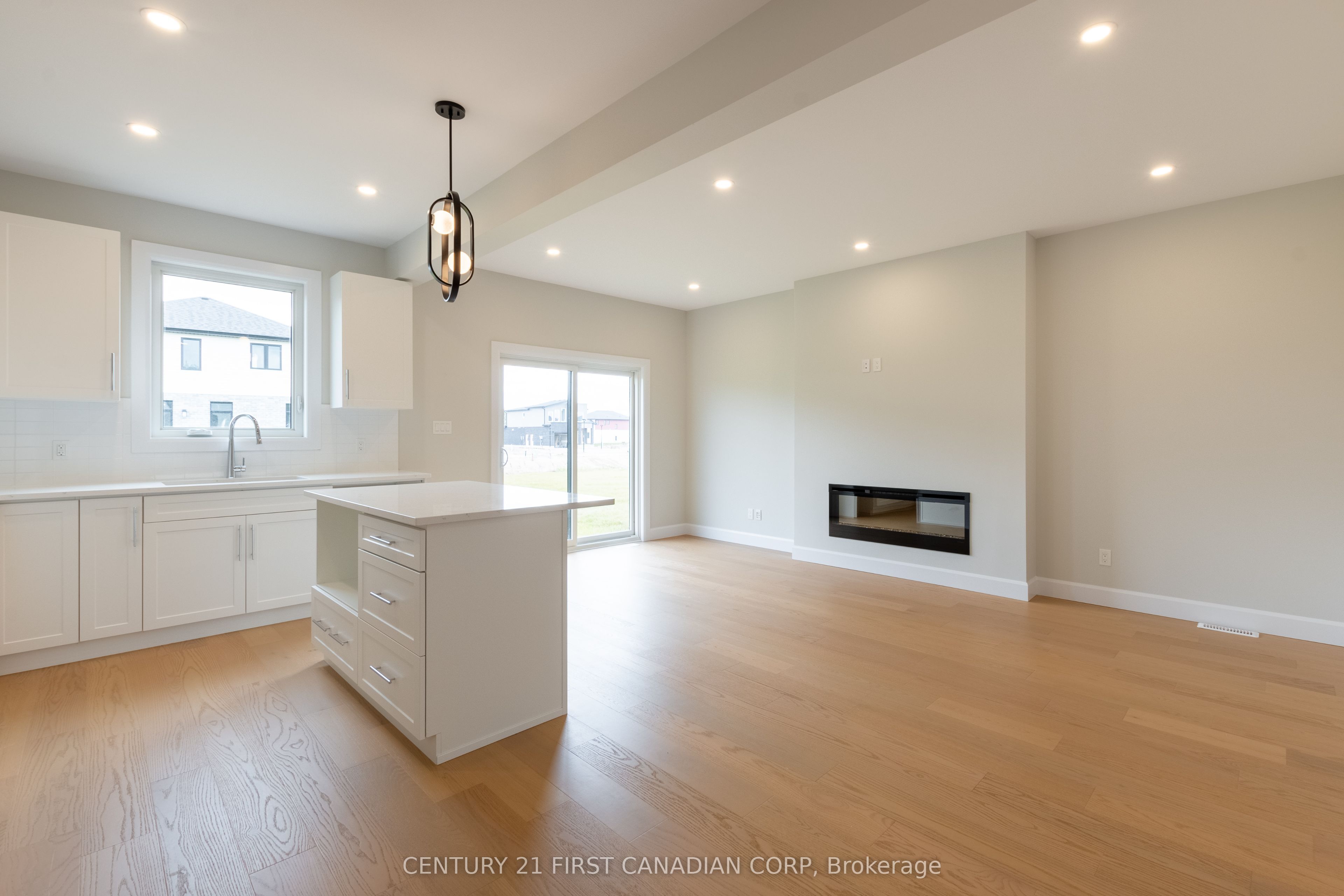 6453 Royal Magnolia Avenue, London South, ON N6P 0K2 photo 5