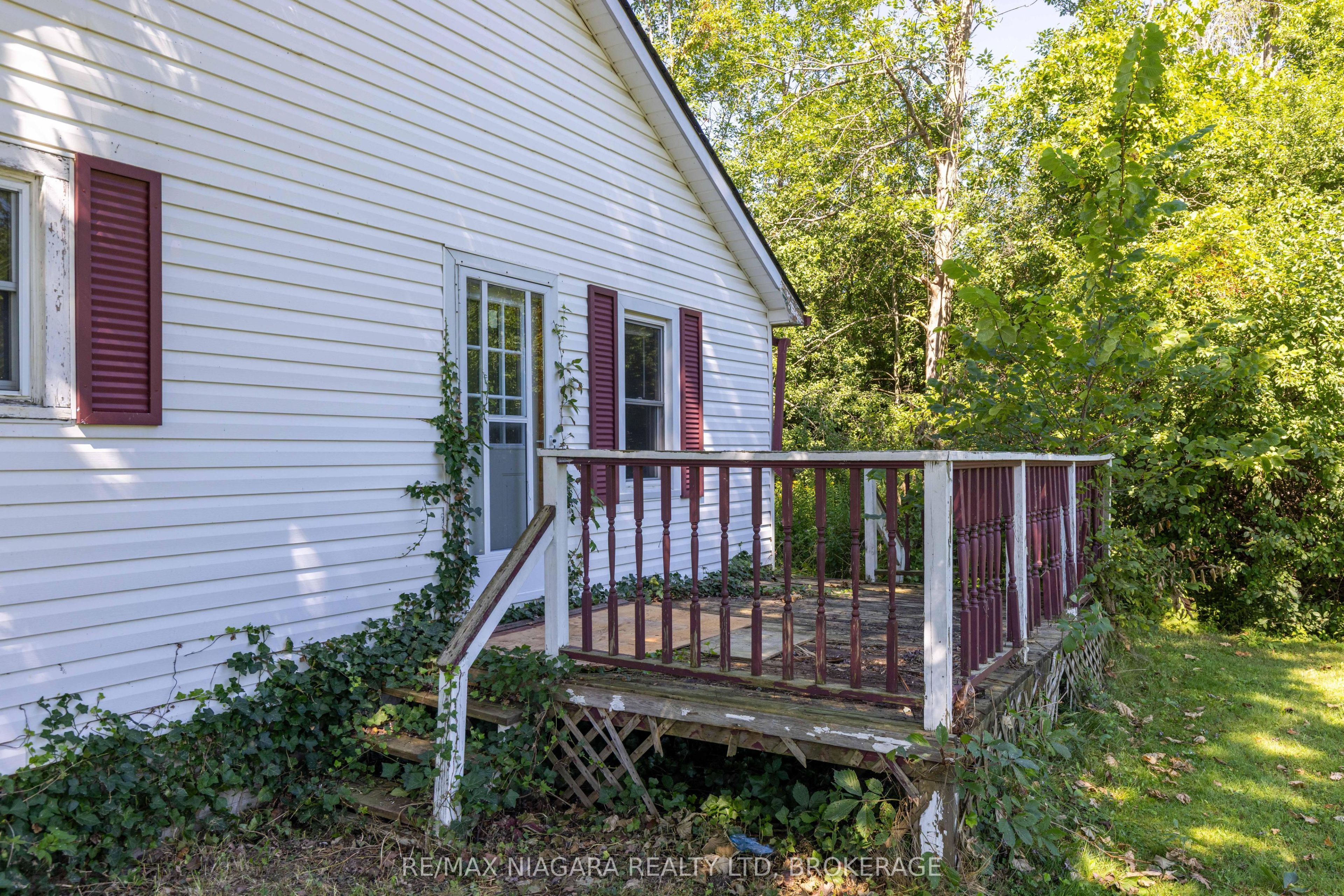 30 A Avenue, Fort Erie, ON L2A 1C9 photo 3