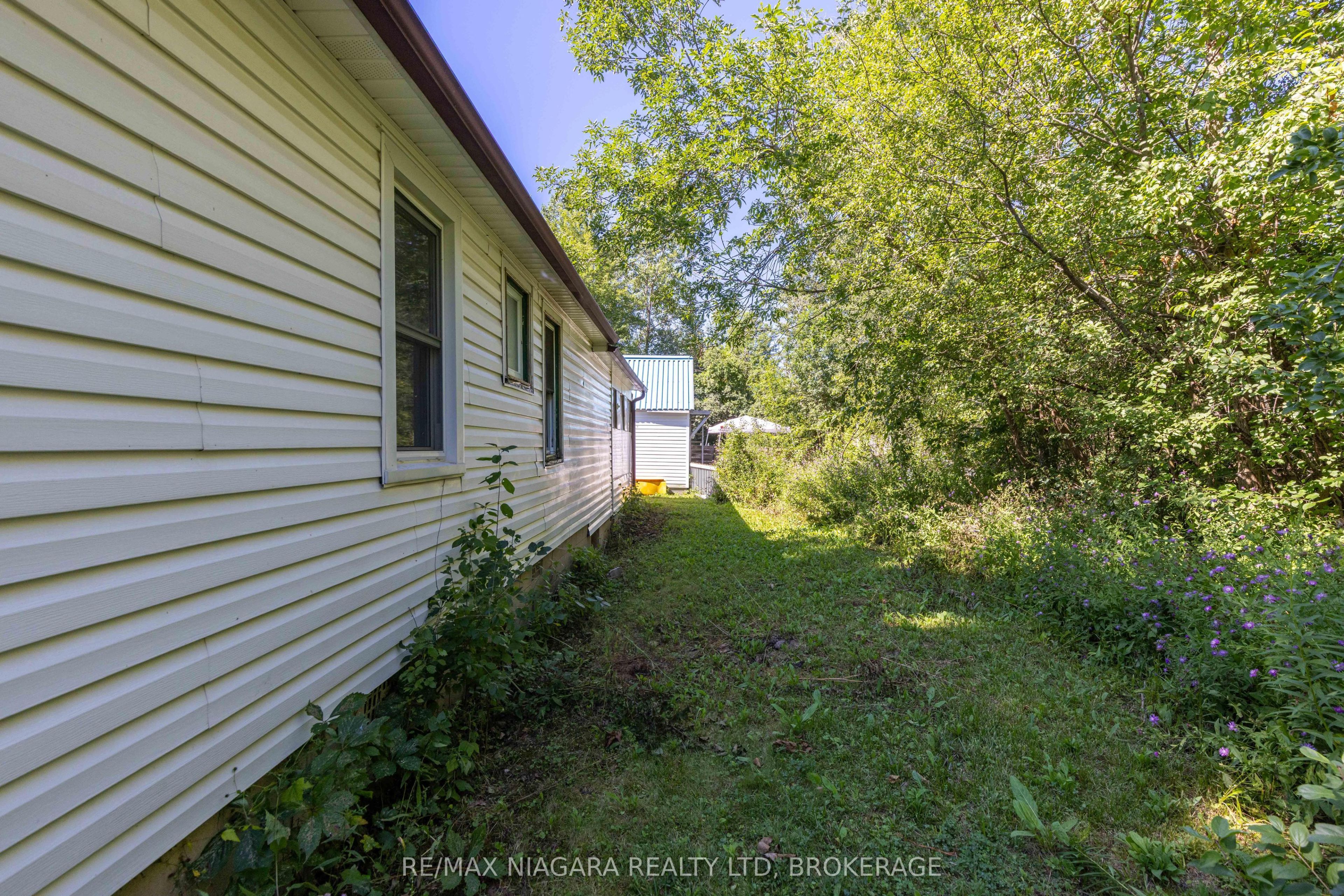 30 A Avenue, Fort Erie, ON L2A 1C9 photo 4