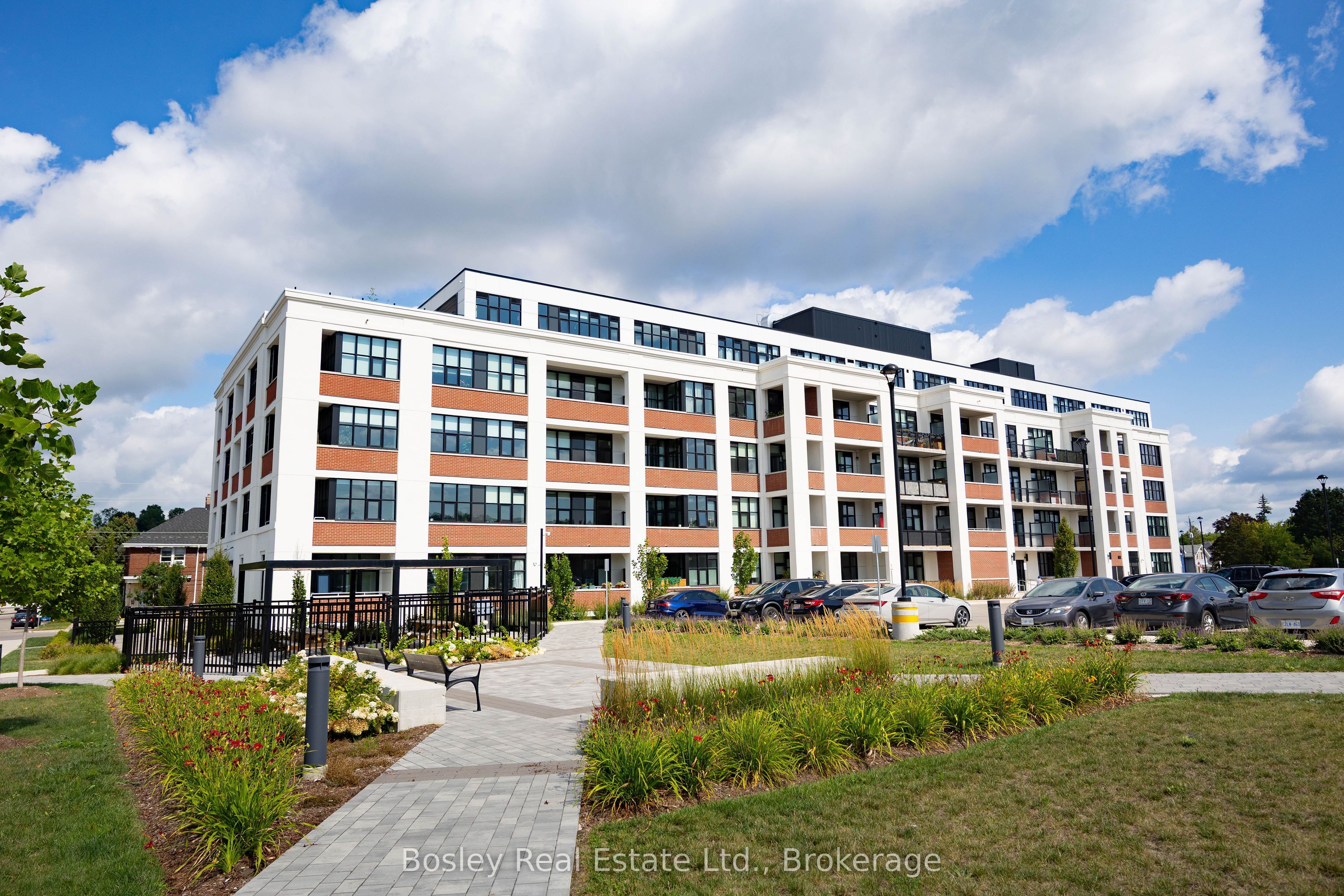 120 Huron Street 206, Guelph, ON N1E 0T8
