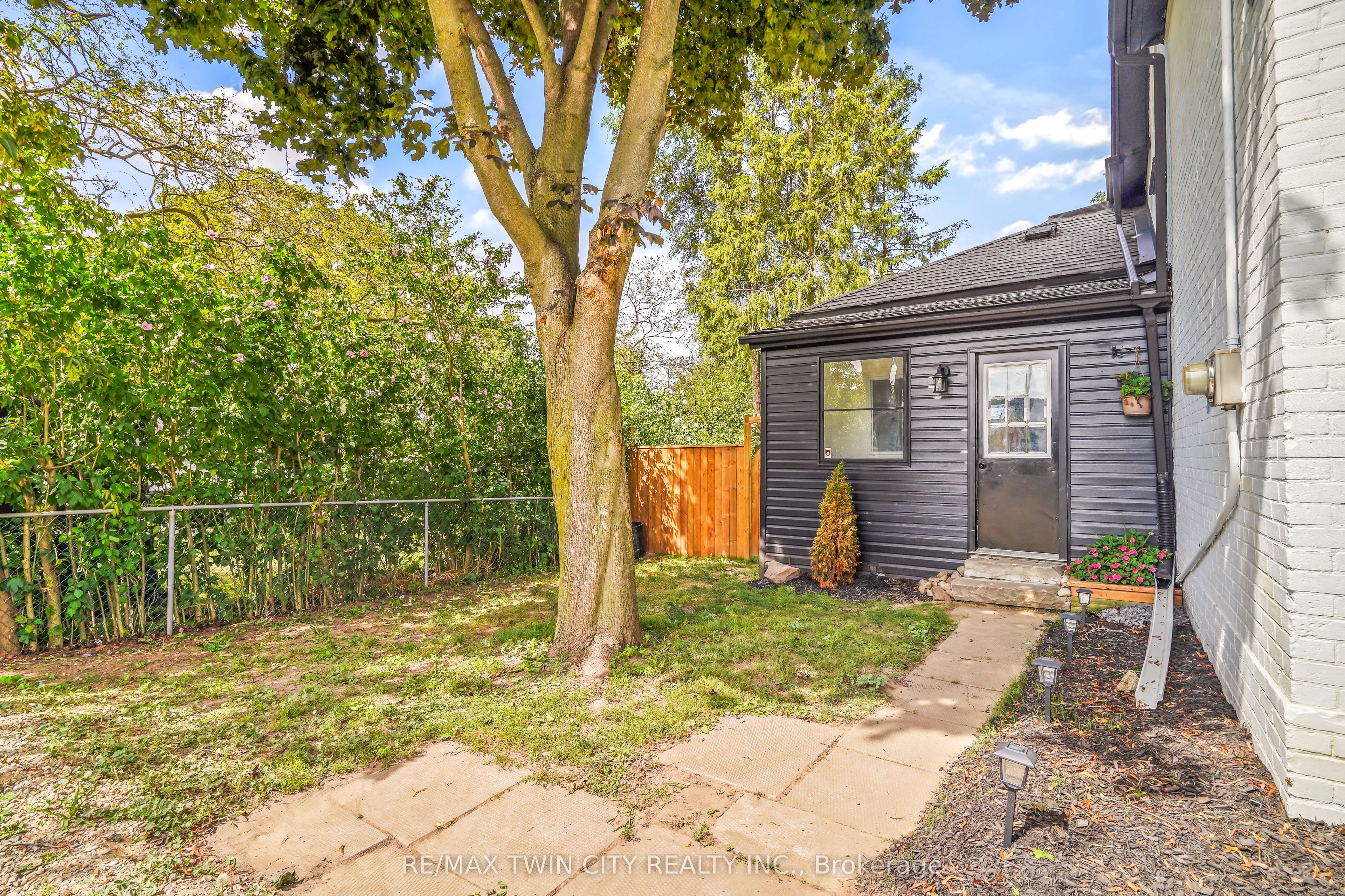 150 Stanley Street, Brantford, ON N3S 6N3 photo 5