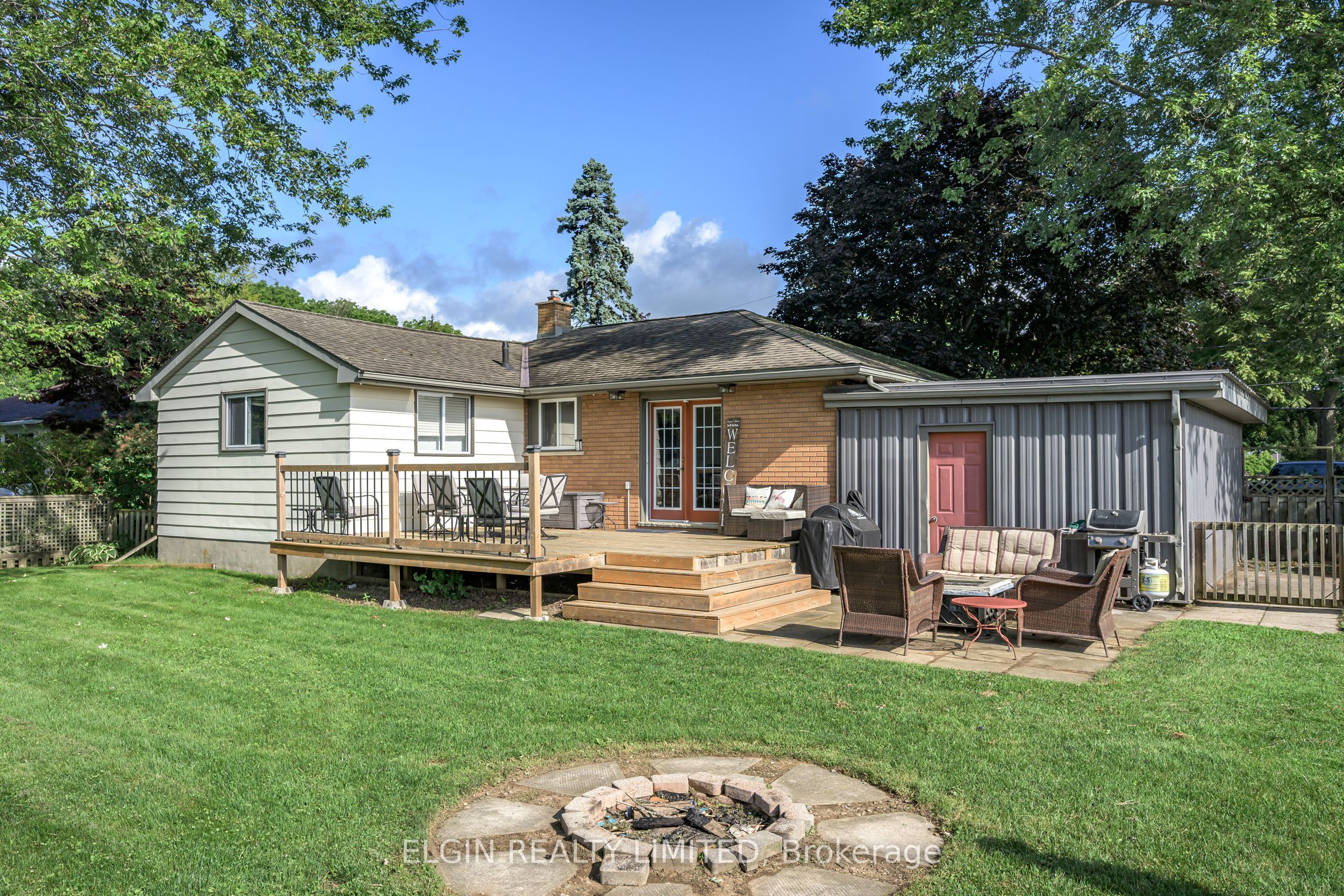 264 Hill Street, Central Elgin, ON N5L 1J8 photo 5