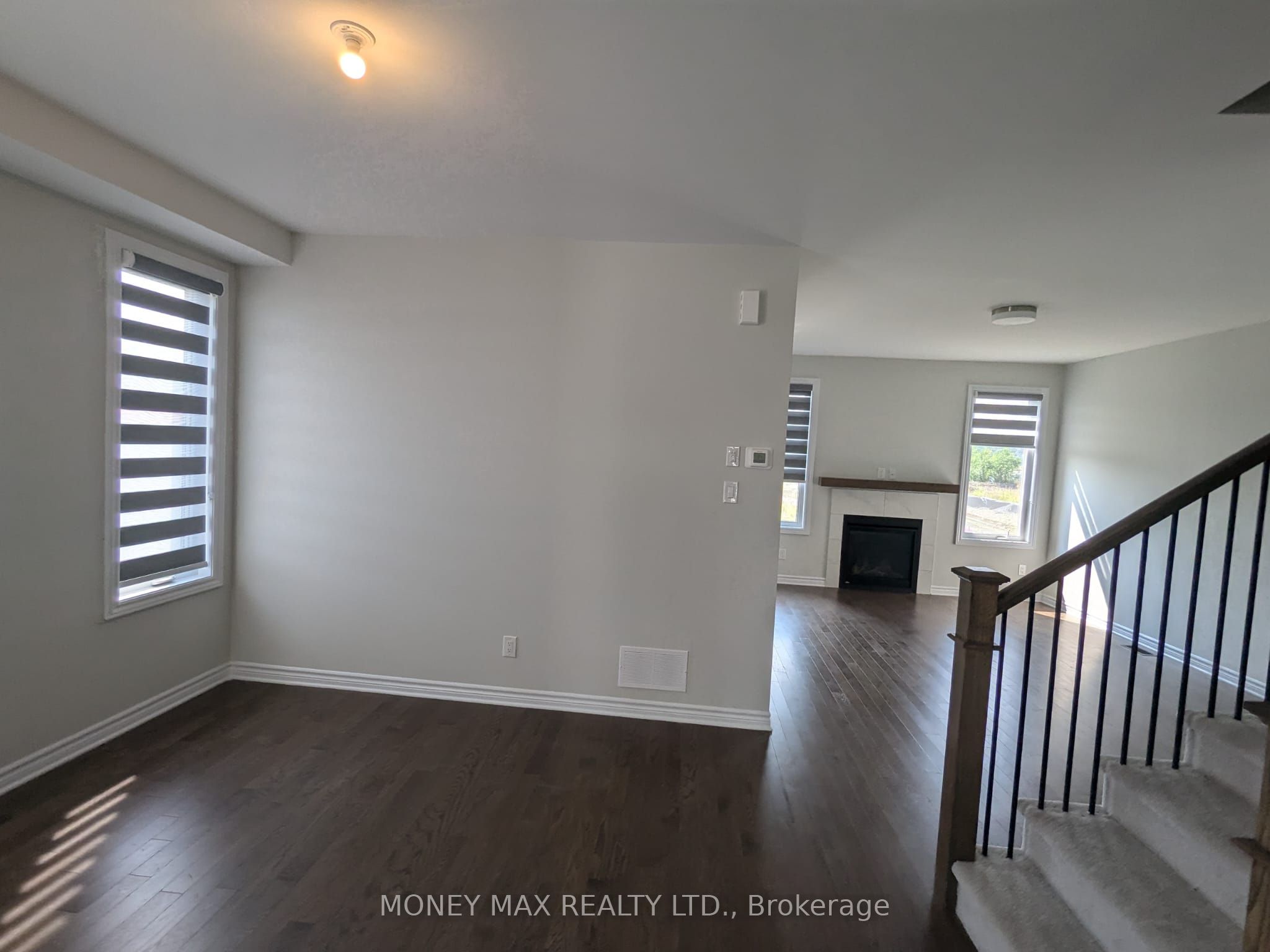 246 Rue De Beaugency Street, Orleans - Convent Glen and Area, ON K1W 0T2 photo 5