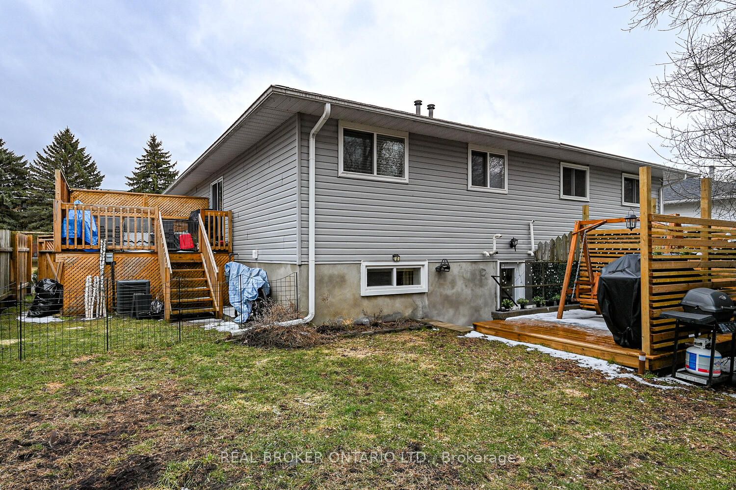 840 Macodrum Drive UPPER UNIT, Brockville, ON K6V 6H5 photo 2