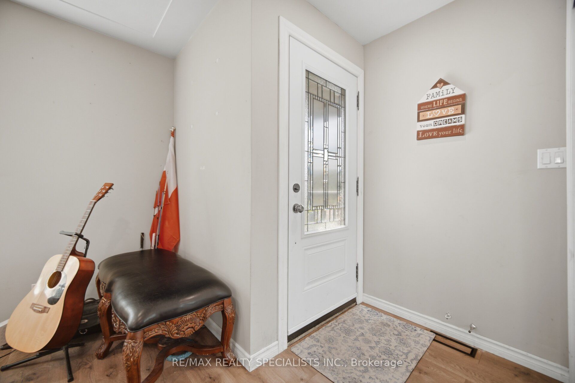 60 Elmwood Avenue, Cambridge, ON N1R 4Y2 photo 3