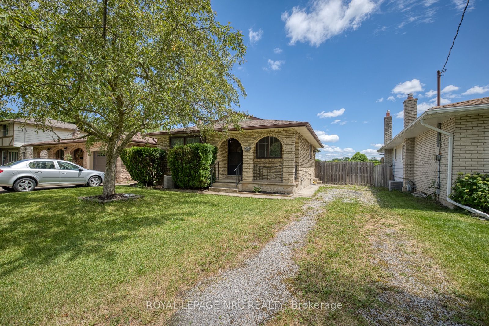 105 Hillview Road, St. Catharines, ON L2S 1S8 photo 2