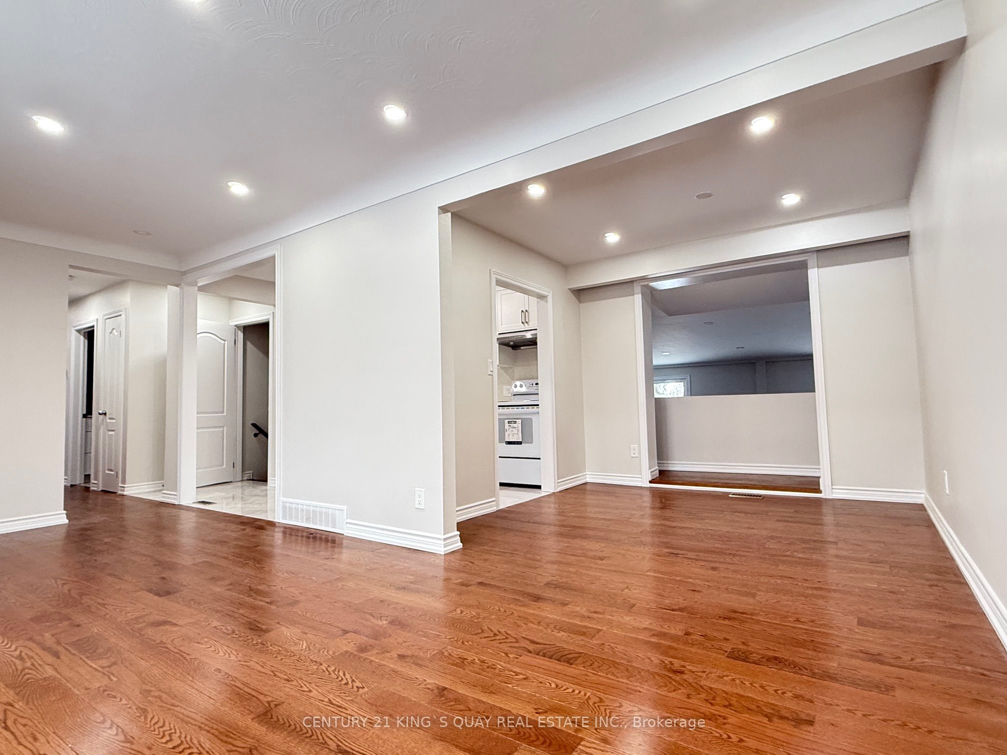 4383 Petrie Court Upper, Niagara Falls, ON L2E 6L8 photo 4