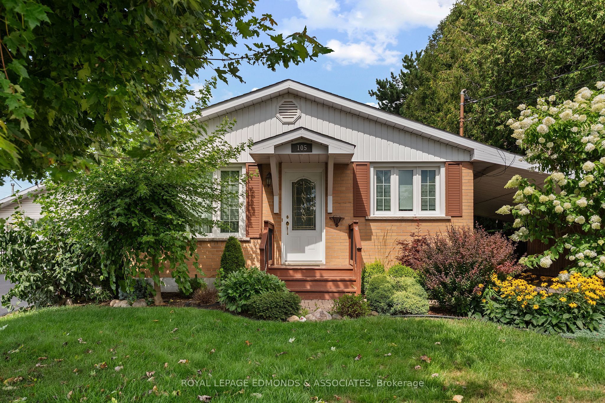 105 Ellis Avenue, Pembroke, ON K8A 2H7