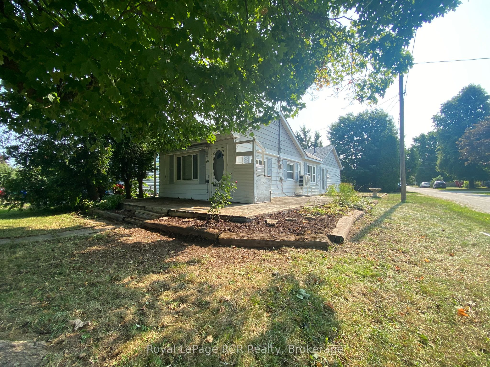 1851 5th Avenue E, Owen Sound, ON N4K 2S6 photo 2