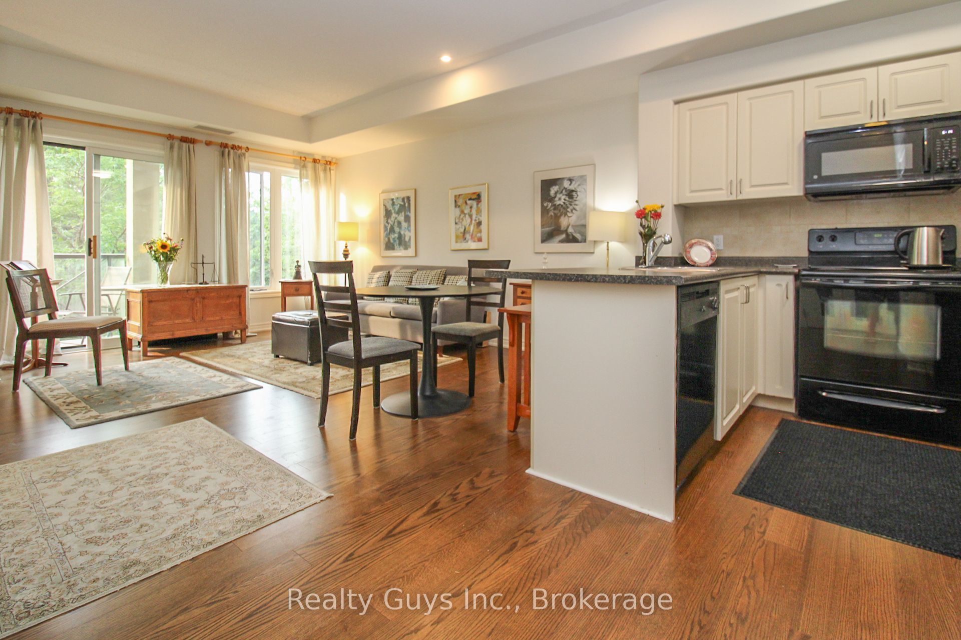 869 Clonsilla Avenue 116, Peterborough, ON K9J 0B7 photo 3