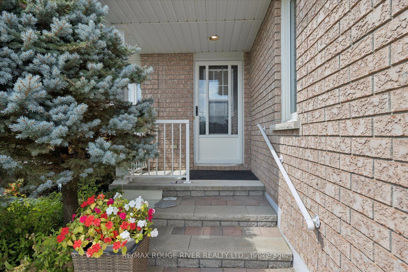 3 Beall Street, Kawartha Lakes, ON K9A 6J6 photo 3